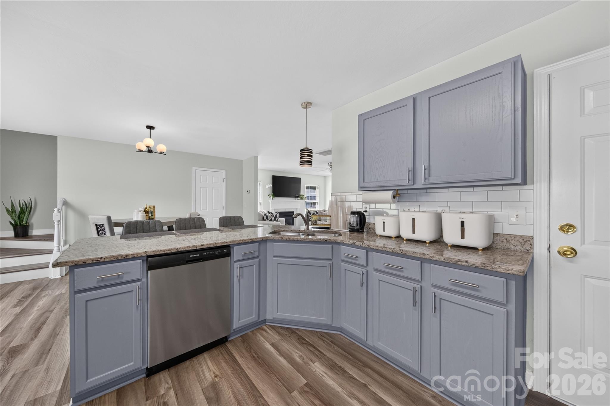 2047 Sonoma Valley Drive — Charlotte