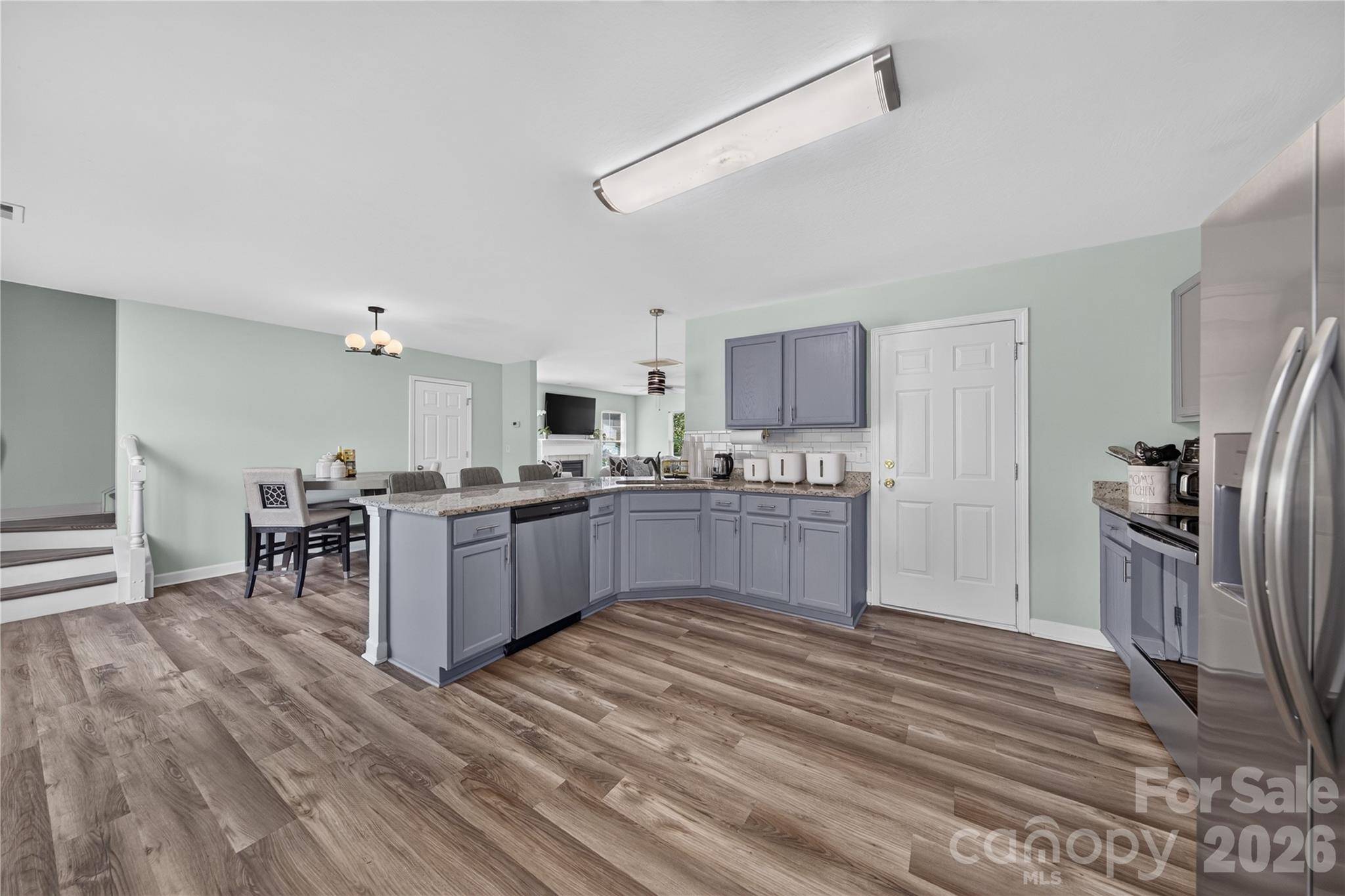 2047 Sonoma Valley Drive — Charlotte