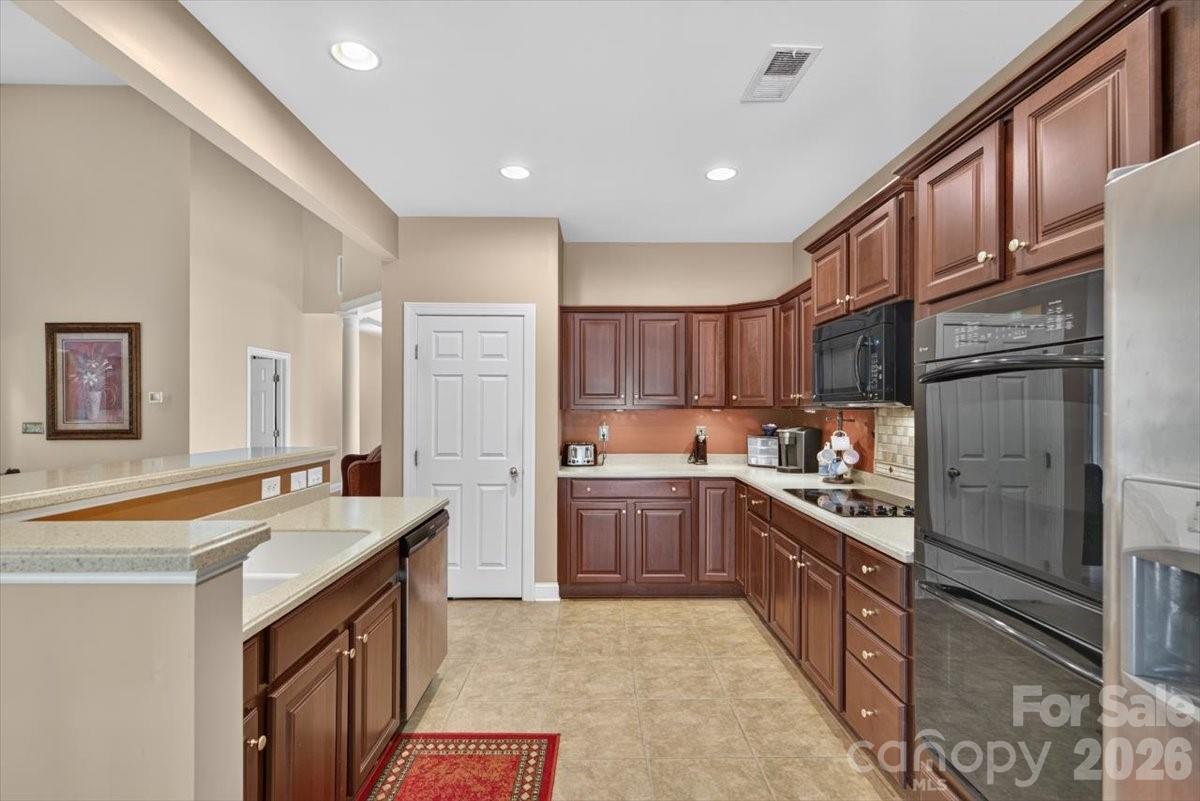 1273 Winged Foot Drive — Denver