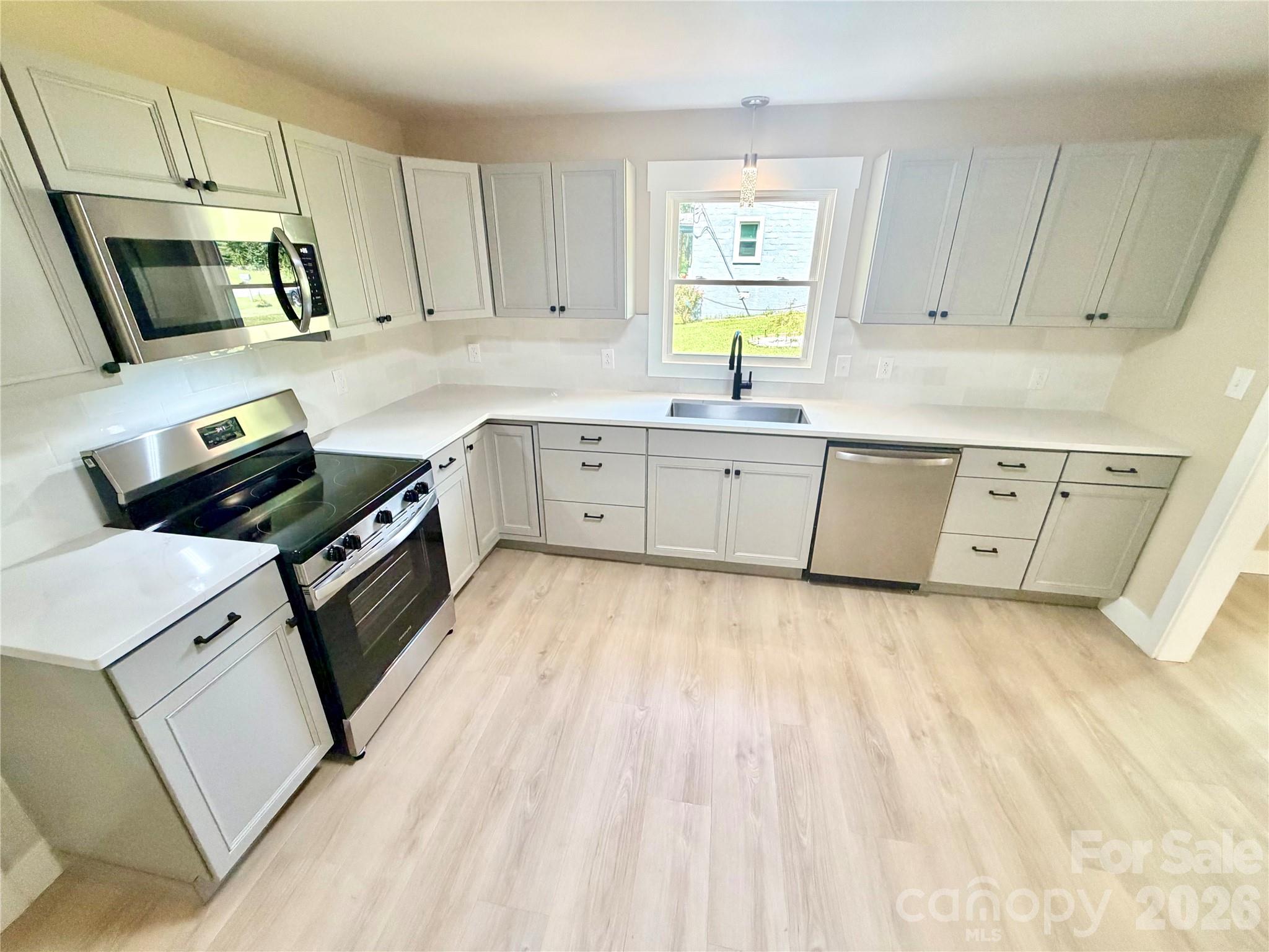 88 Polk Street — Taylorsville