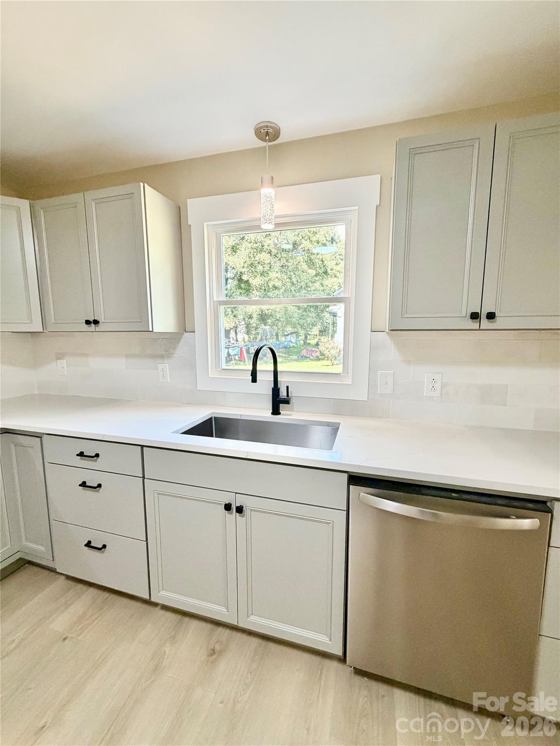 88 Polk Street — Taylorsville