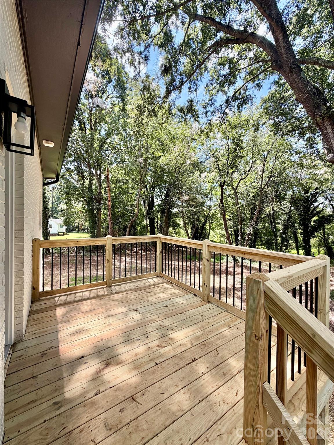 88 Polk Street — Taylorsville