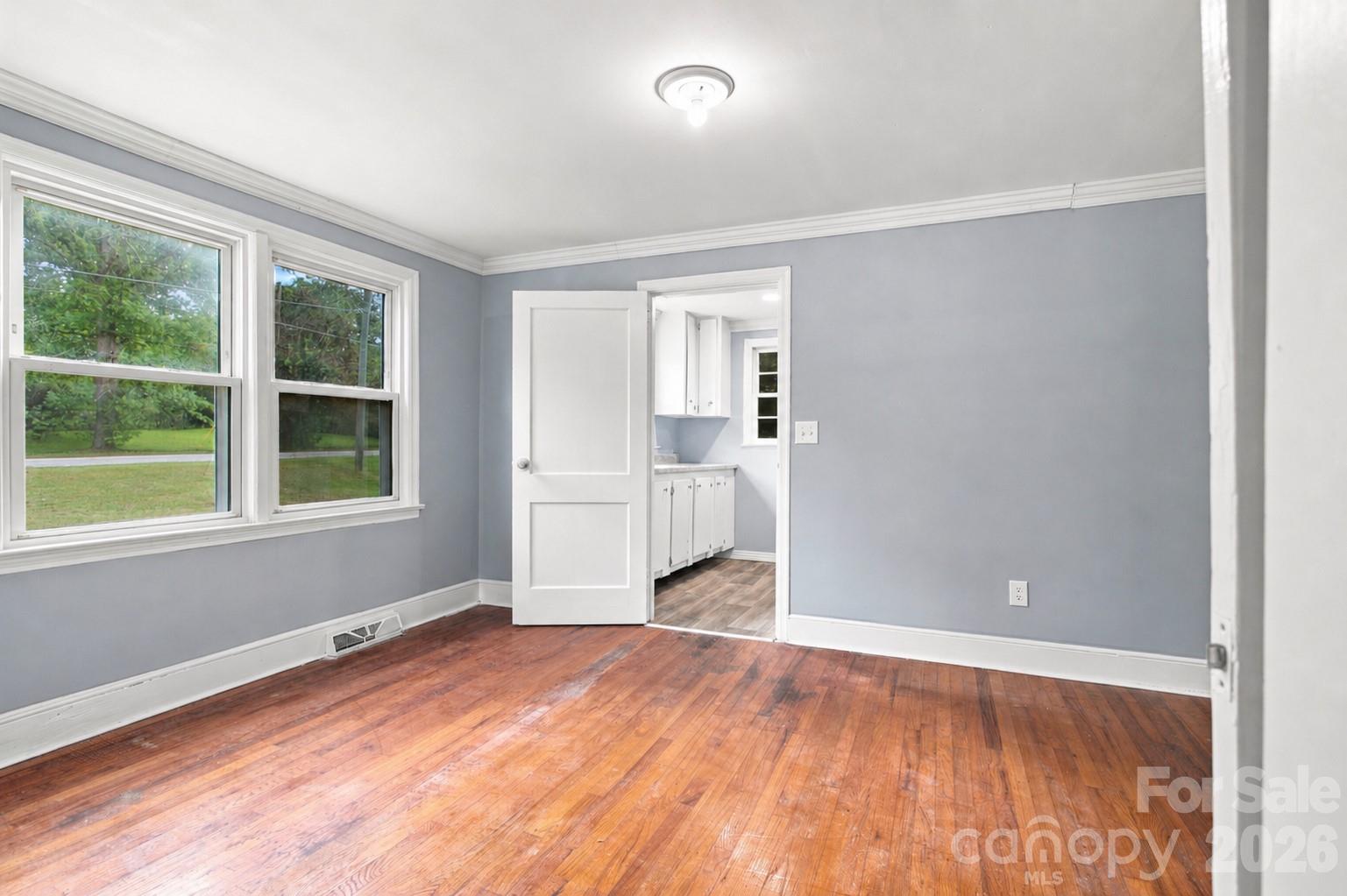 290 Airport Road — Rockingham