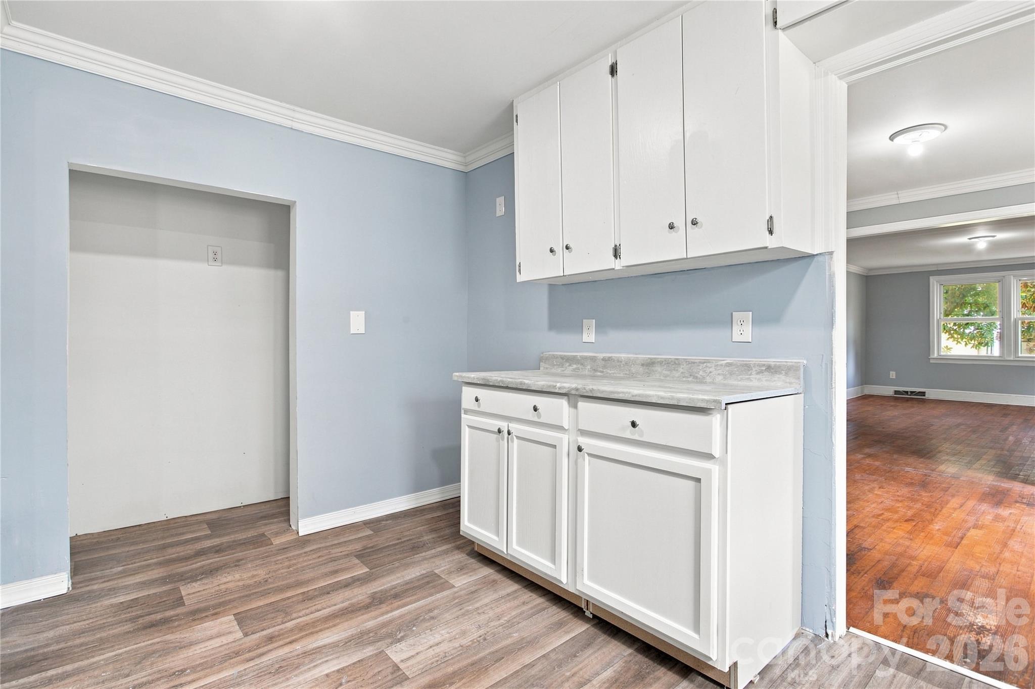 290 Airport Road — Rockingham