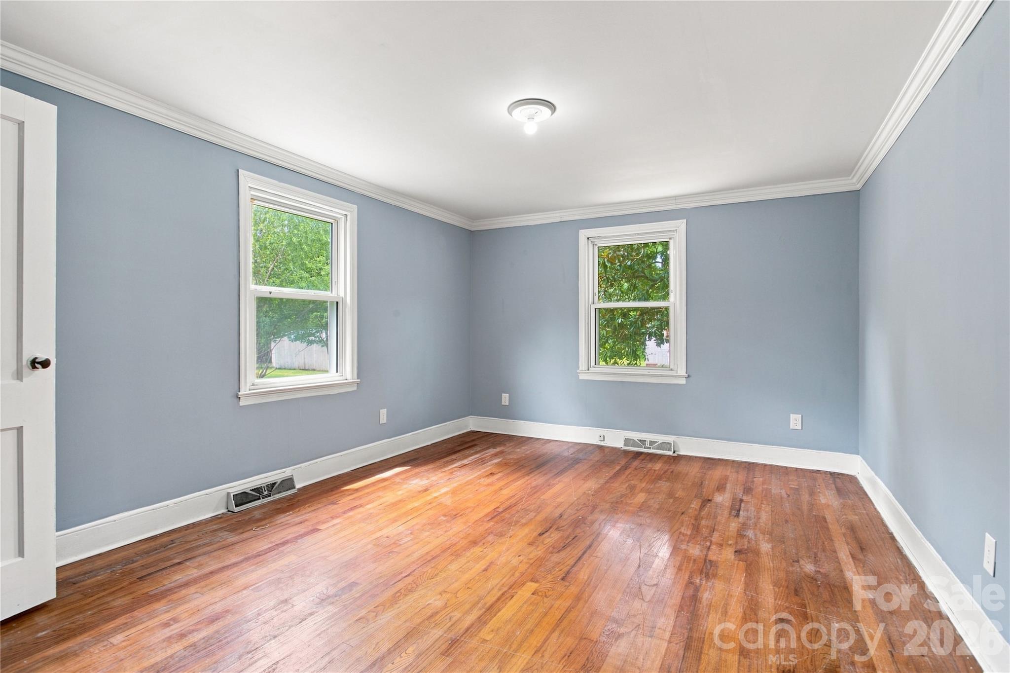 290 Airport Road — Rockingham