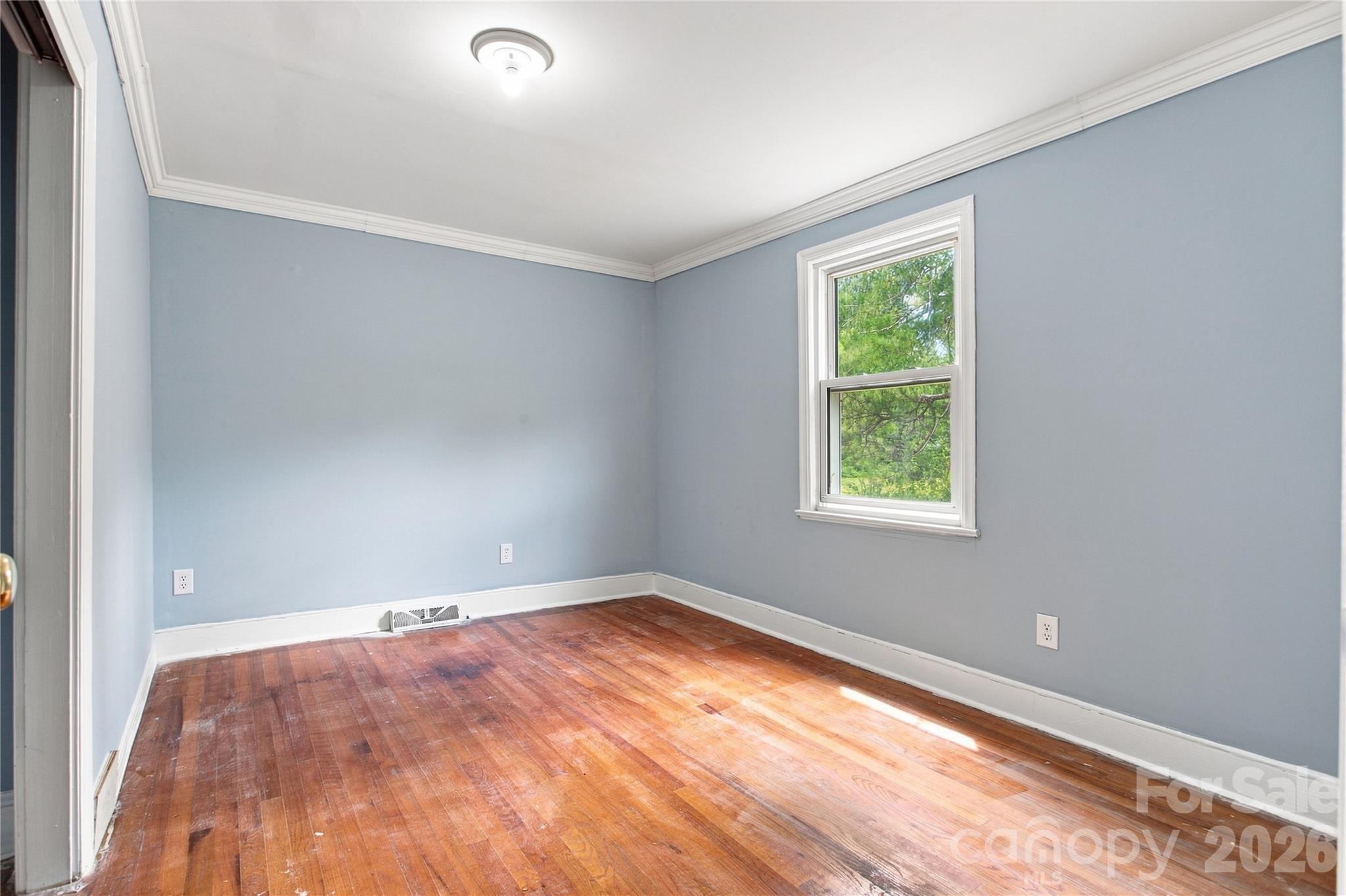 290 Airport Road — Rockingham
