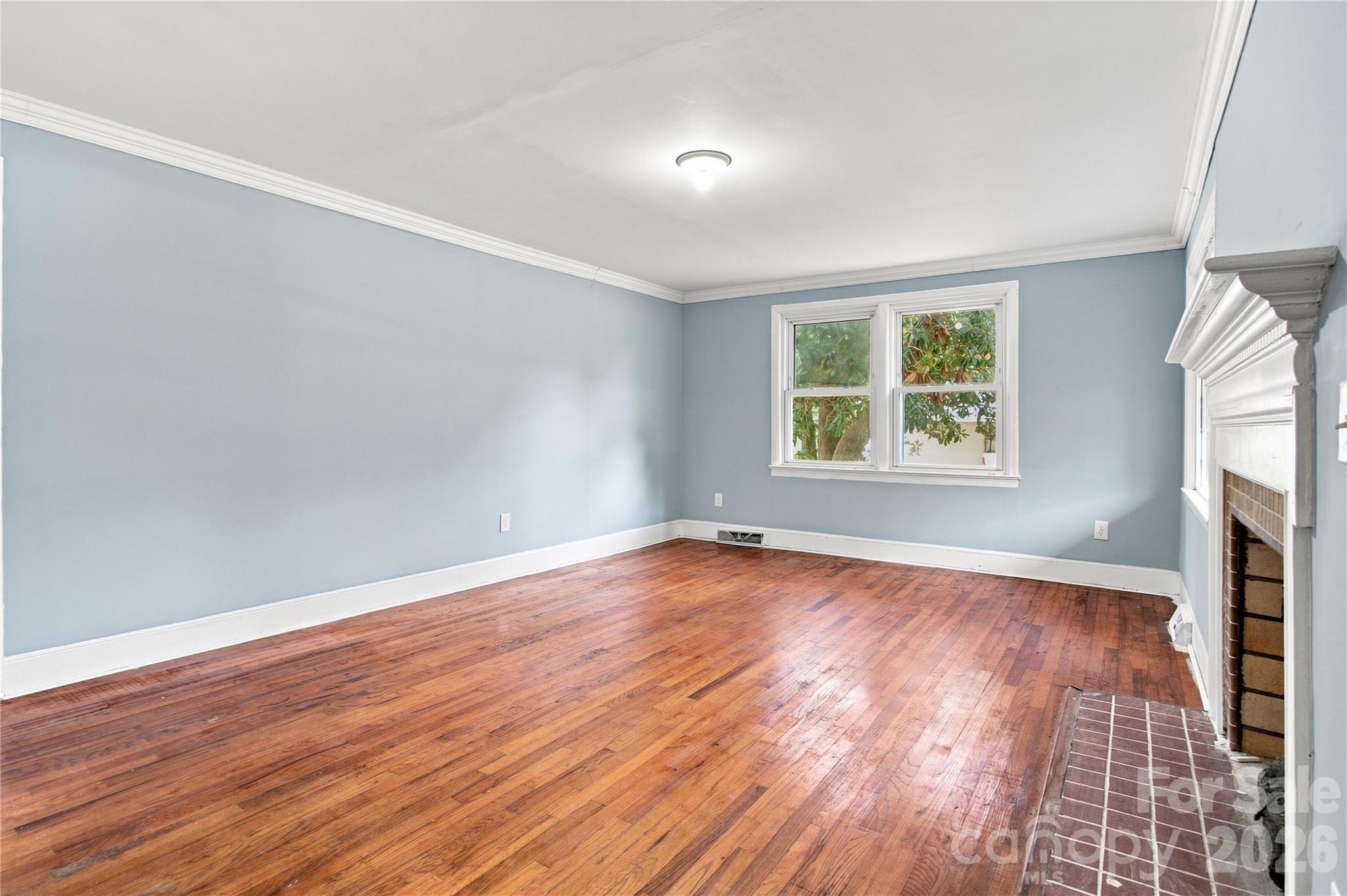 290 Airport Road — Rockingham