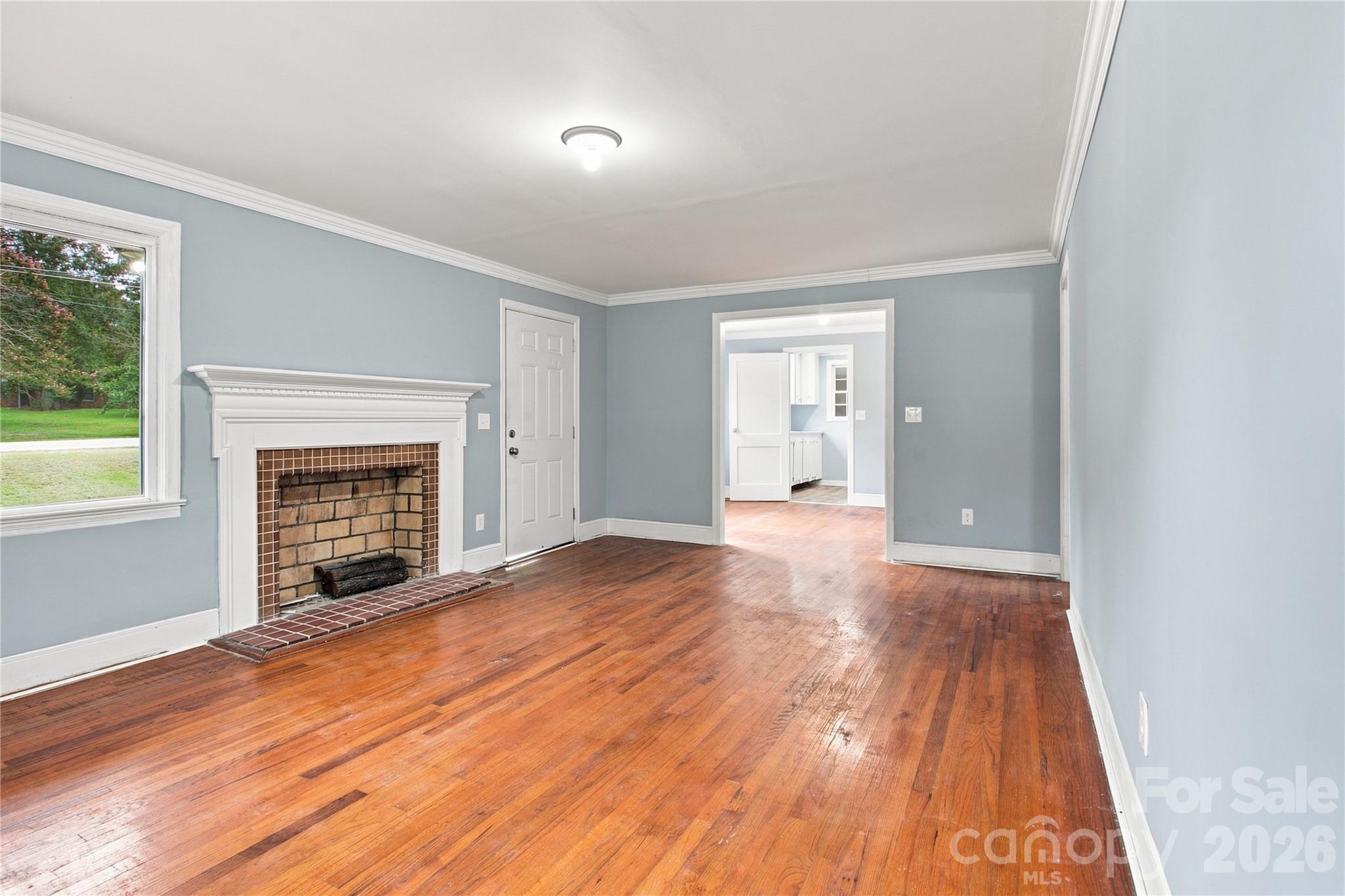 290 Airport Road — Rockingham