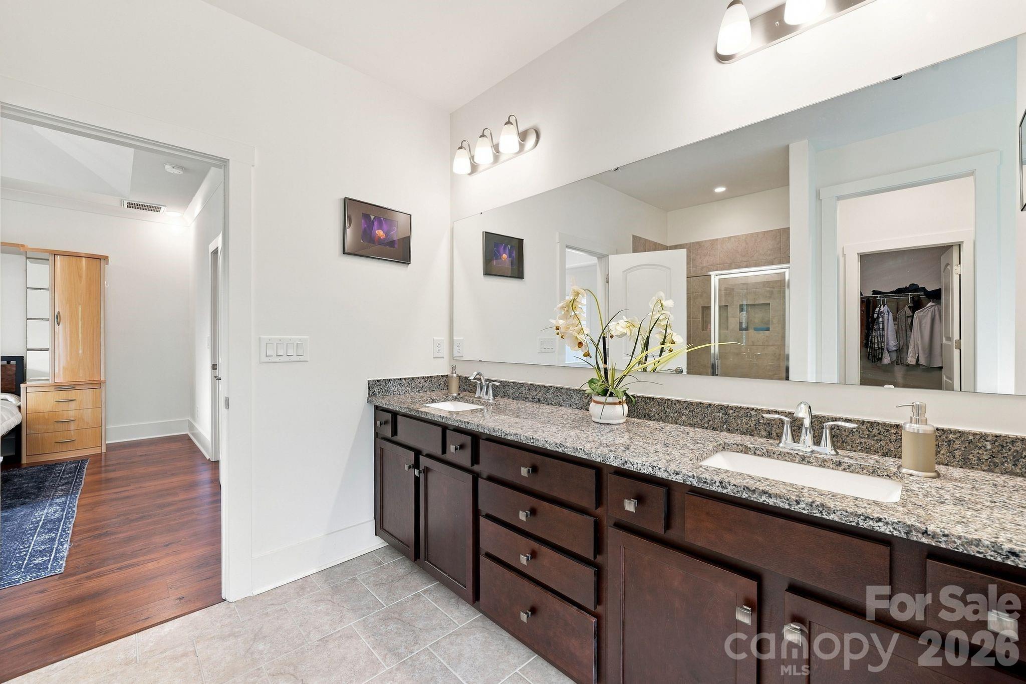 1310 Bershire Lane #L13 — Charlotte