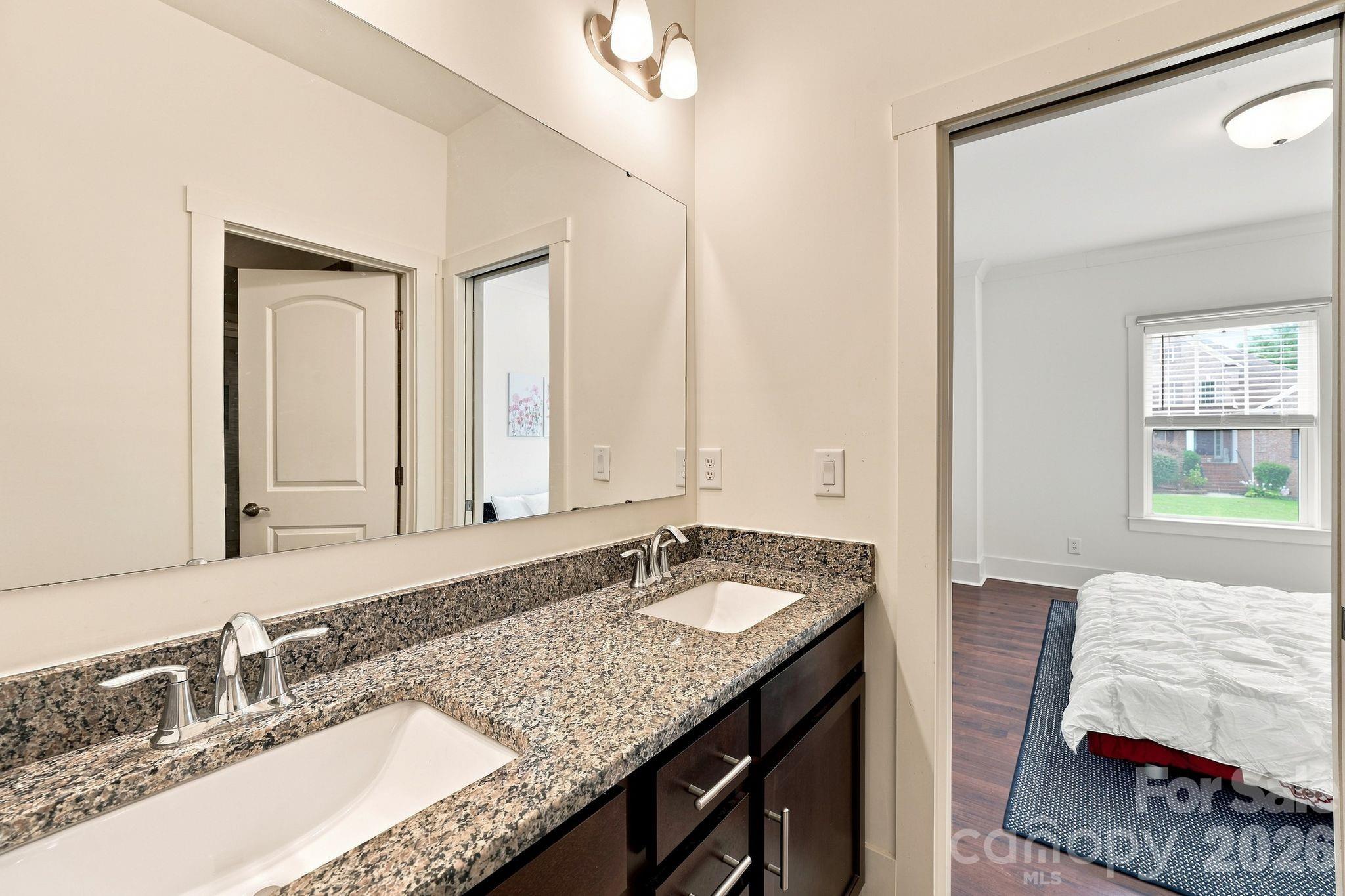1310 Bershire Lane #L13 — Charlotte