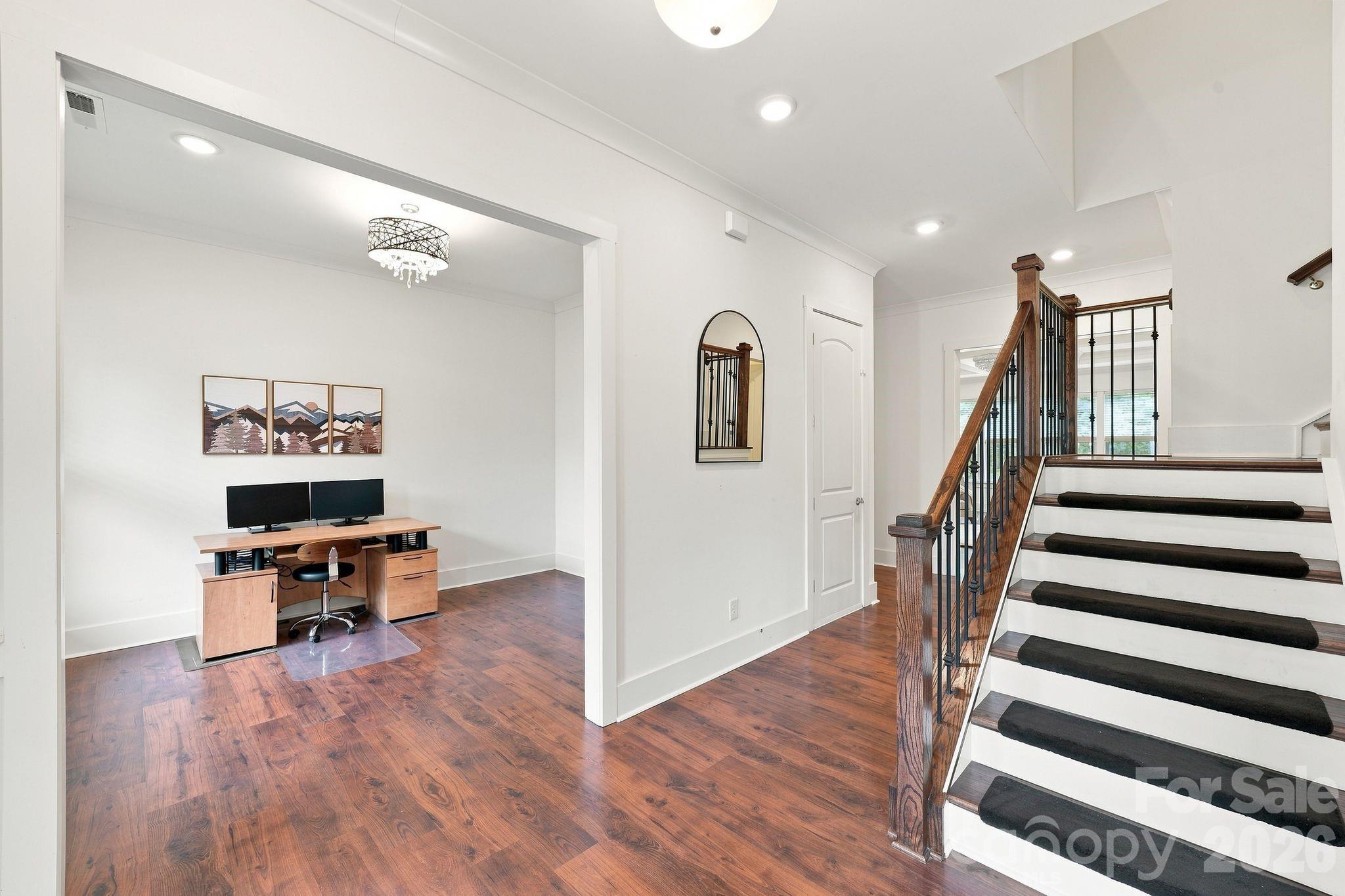 1310 Bershire Lane #L13 — Charlotte