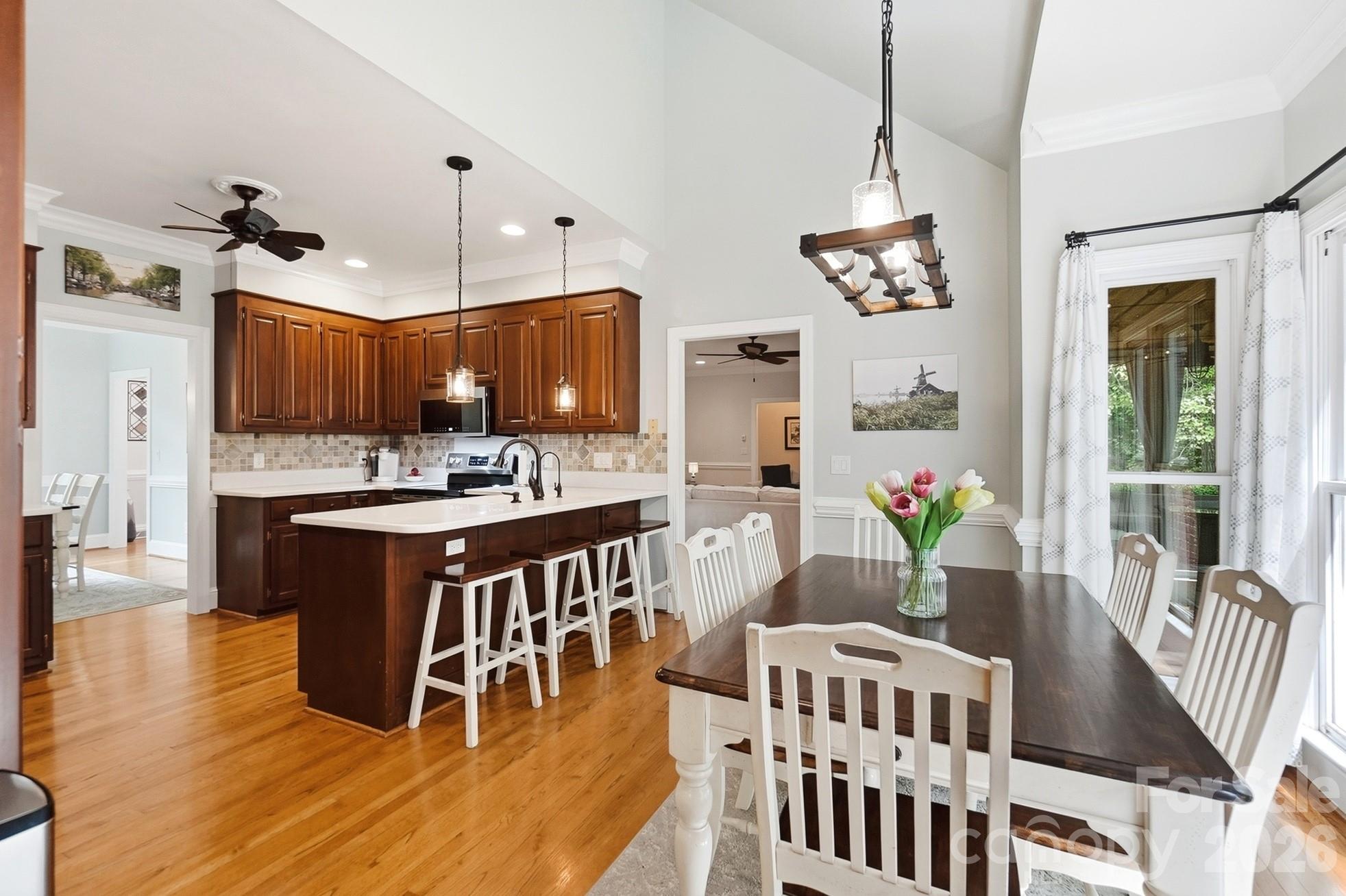 1006 Waterview Lane — Monroe