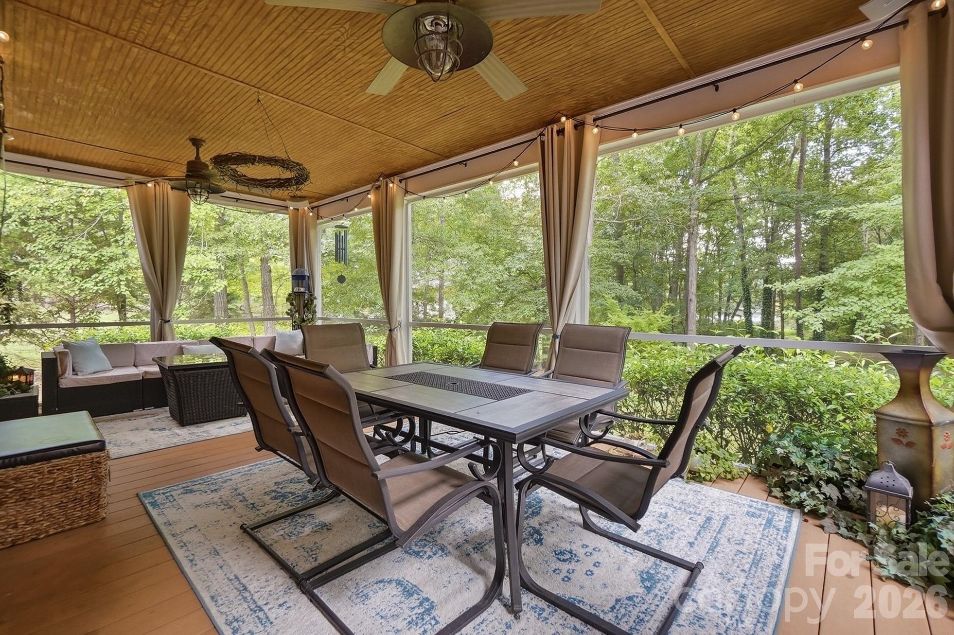 1006 Waterview Lane — Monroe
