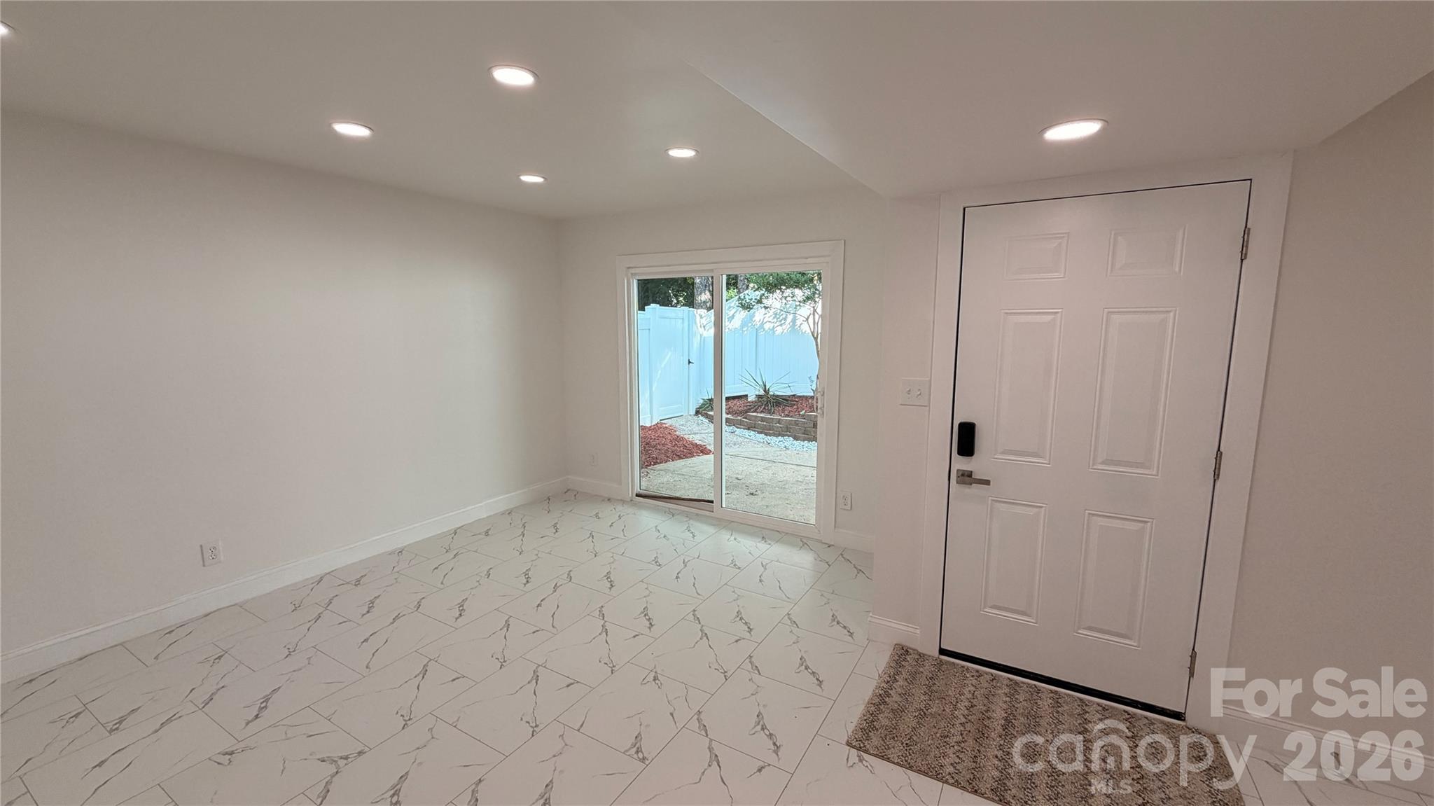 7107 Stonington Lane — Charlotte