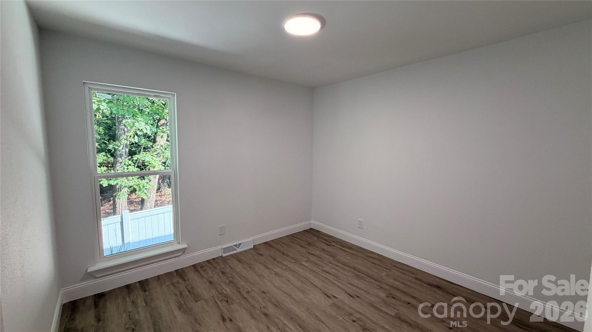 7107 Stonington Lane — Charlotte