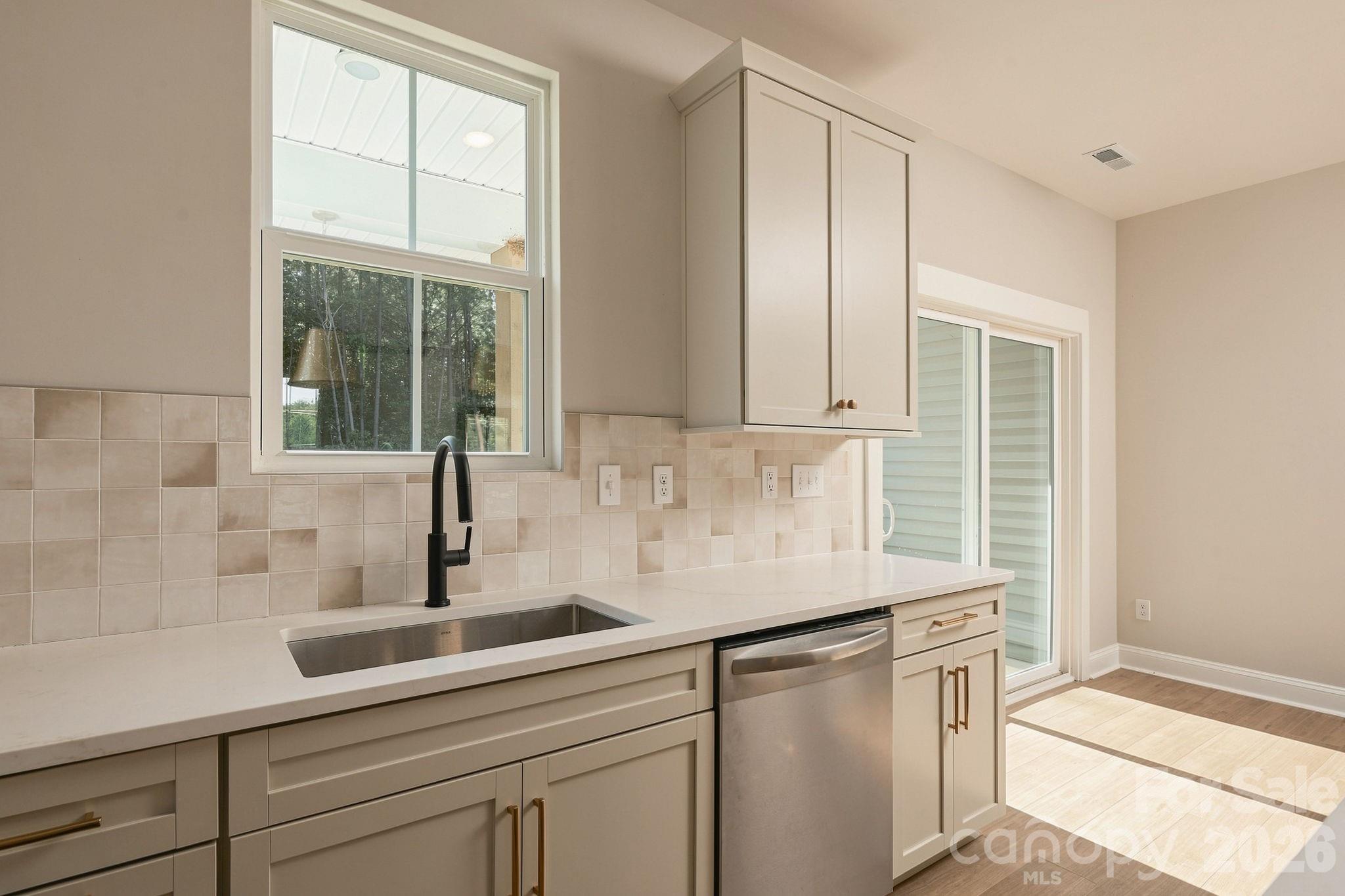 2263 Lee Lawing Road — Lincolnton