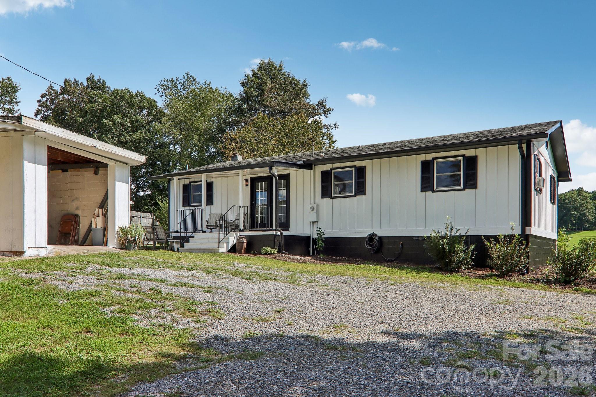 120 Sonoma Road — Waynesville