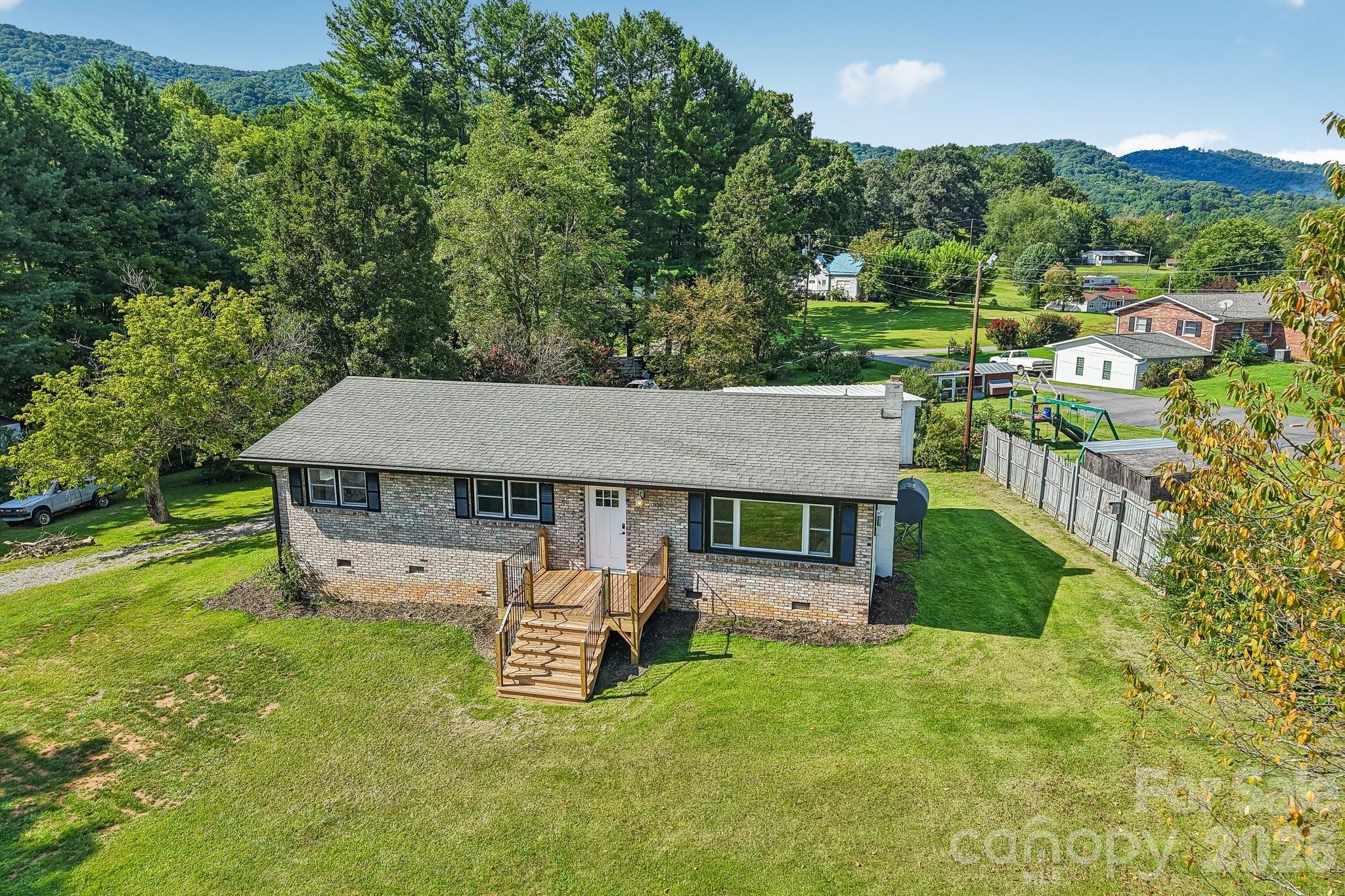 120 Sonoma Road — Waynesville