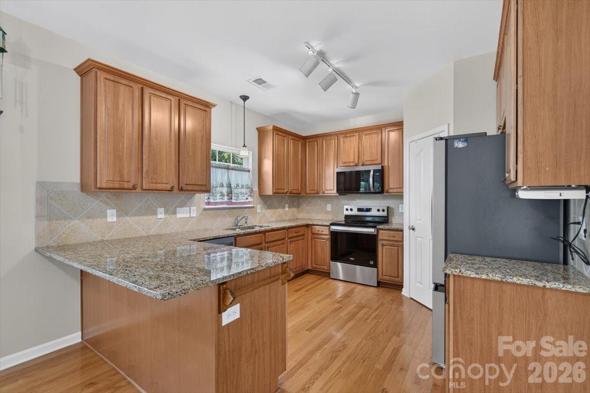 3658 Travertine Drive — Lancaster