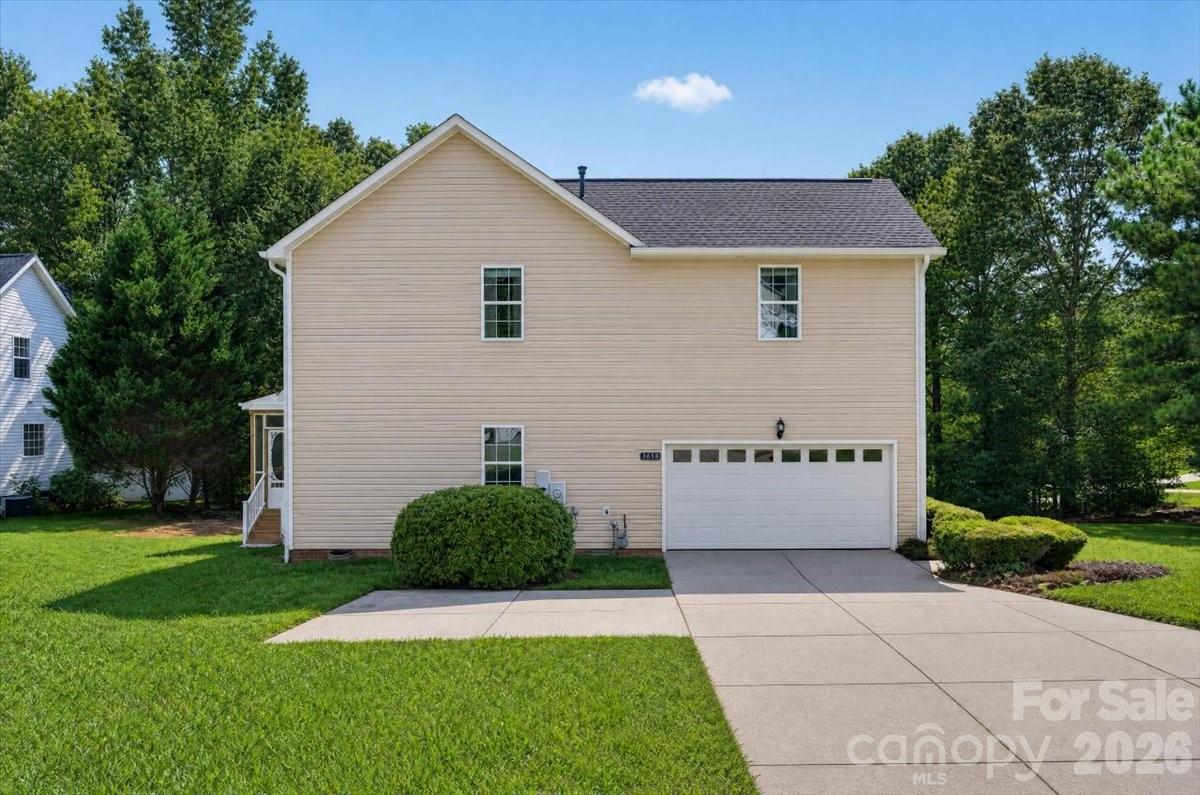 3658 Travertine Drive — Lancaster