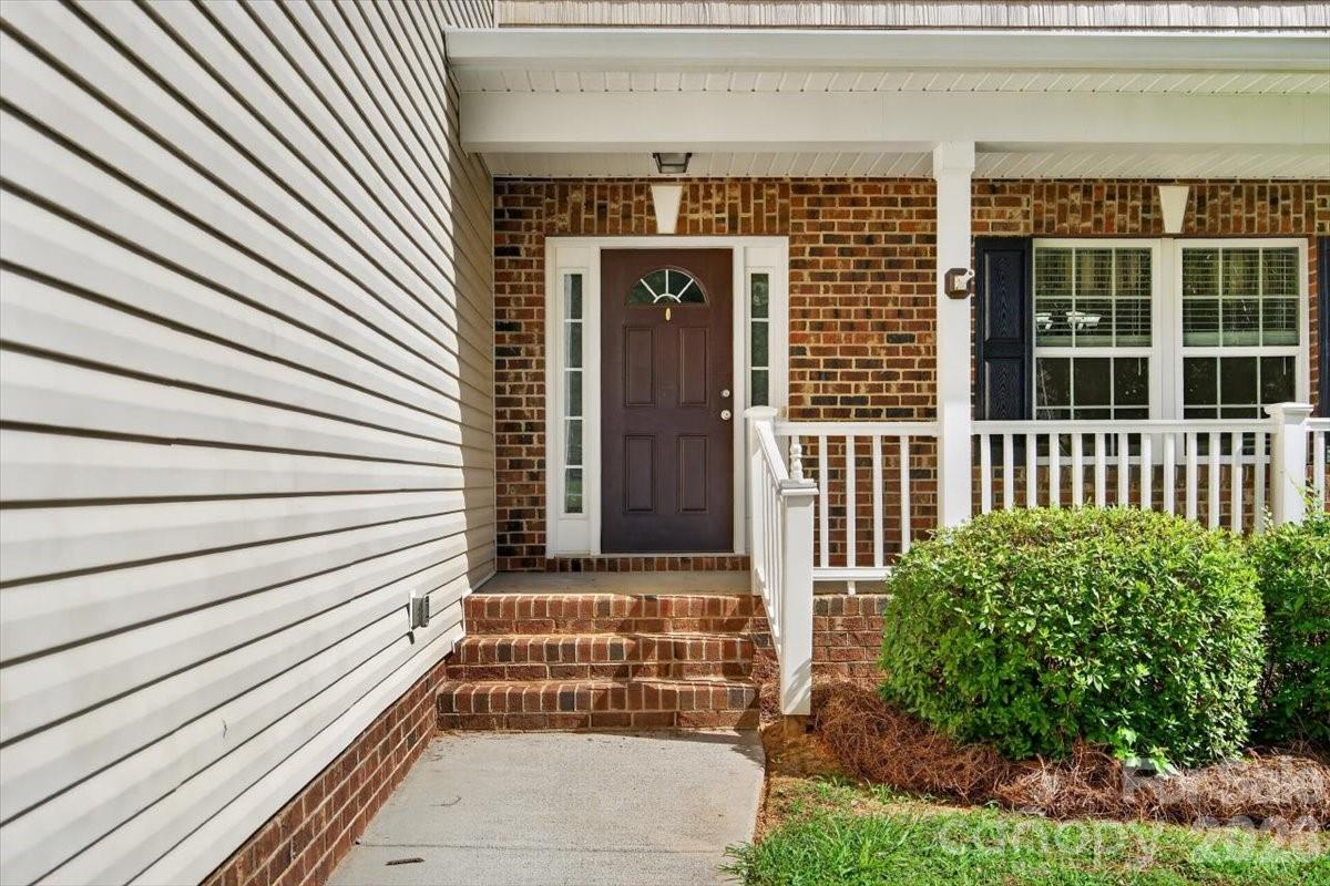 3658 Travertine Drive — Lancaster