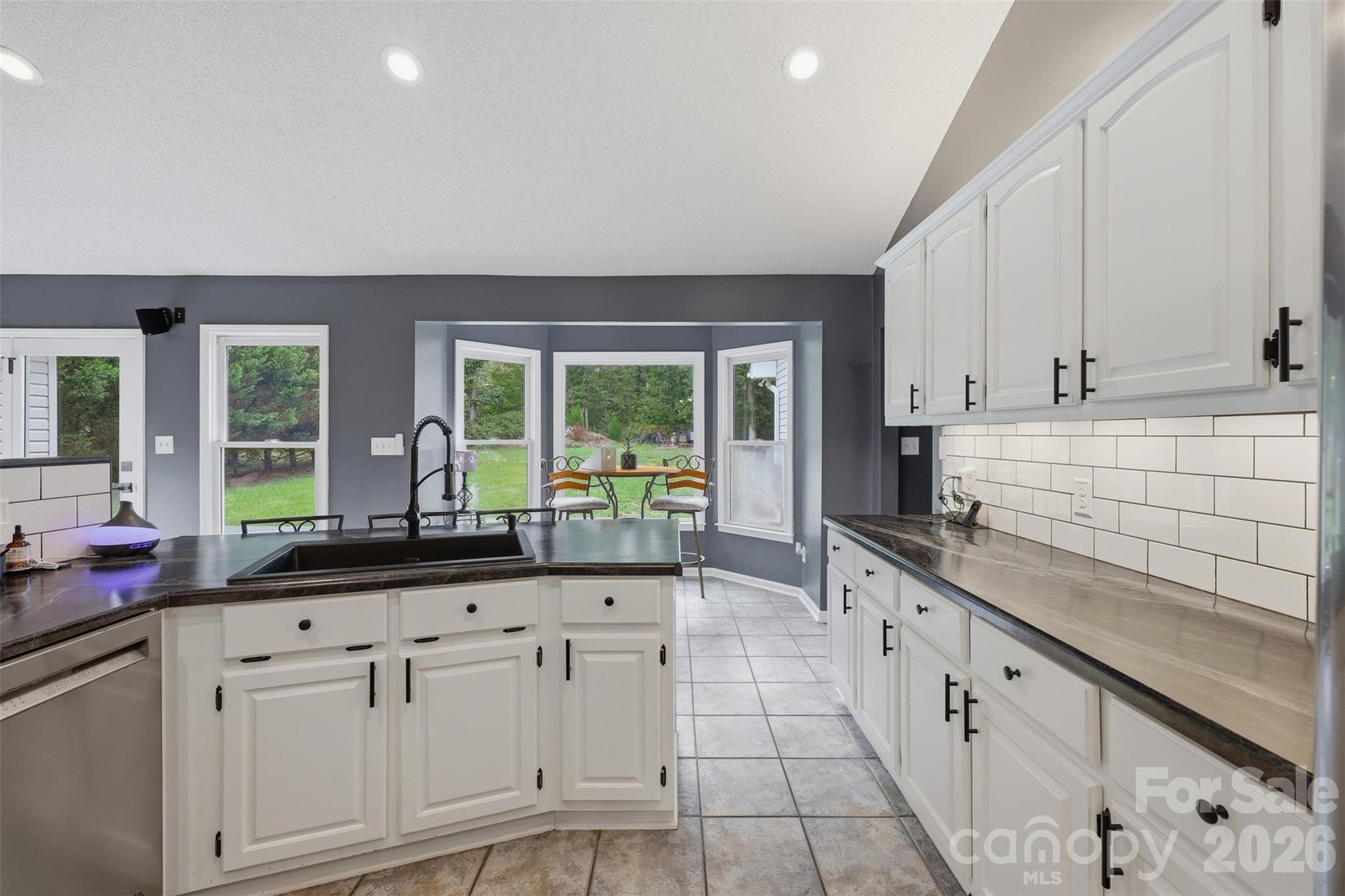 107 Shawnee Trail — Maiden