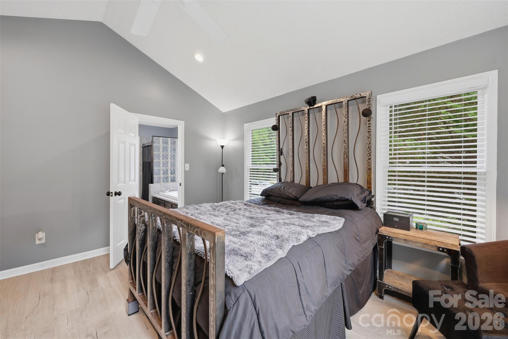 107 Shawnee Trail — Maiden