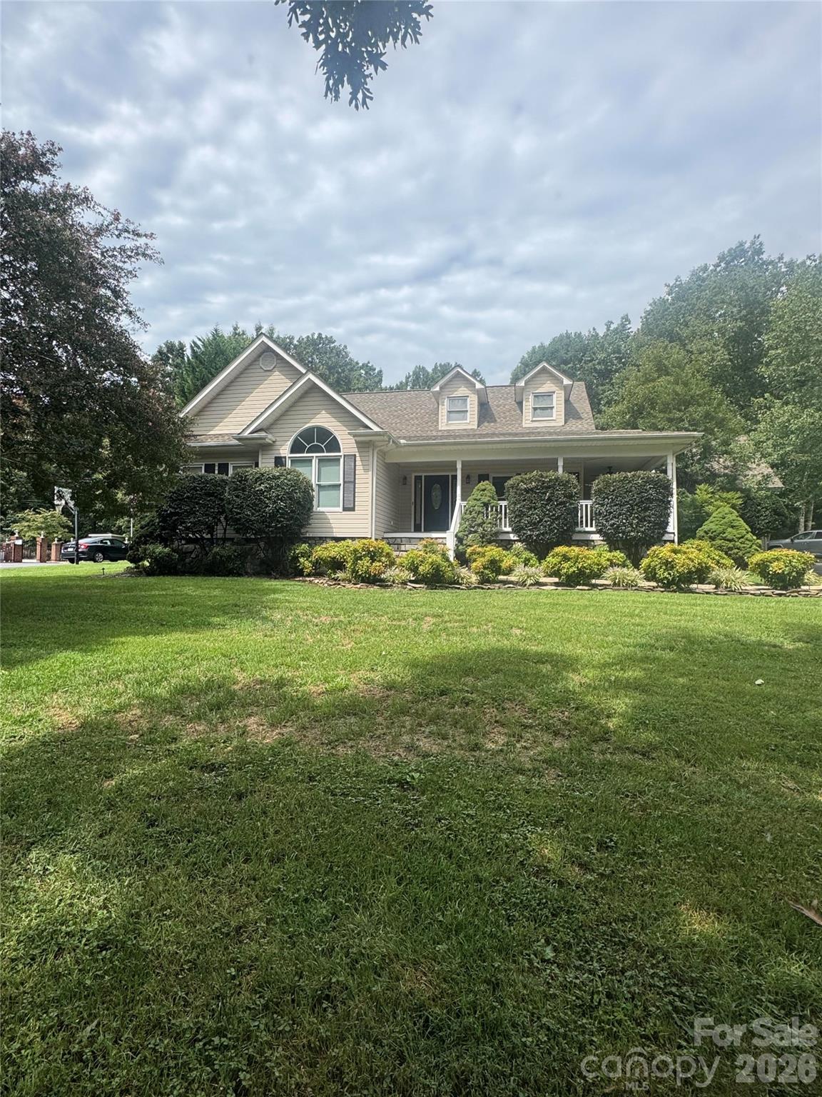 107 Shawnee Trail — Maiden