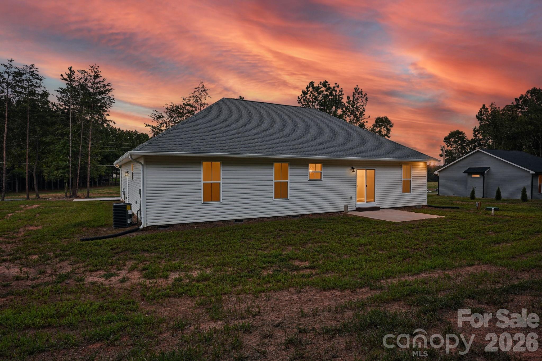 2271 Lee Lawing Road — Lincolnton