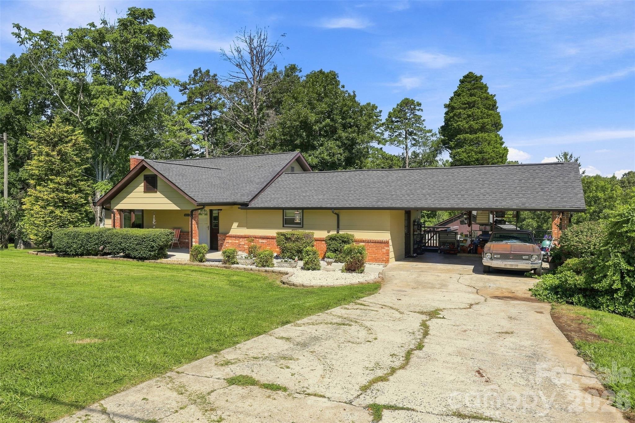 3803 Cook Road — Valdese