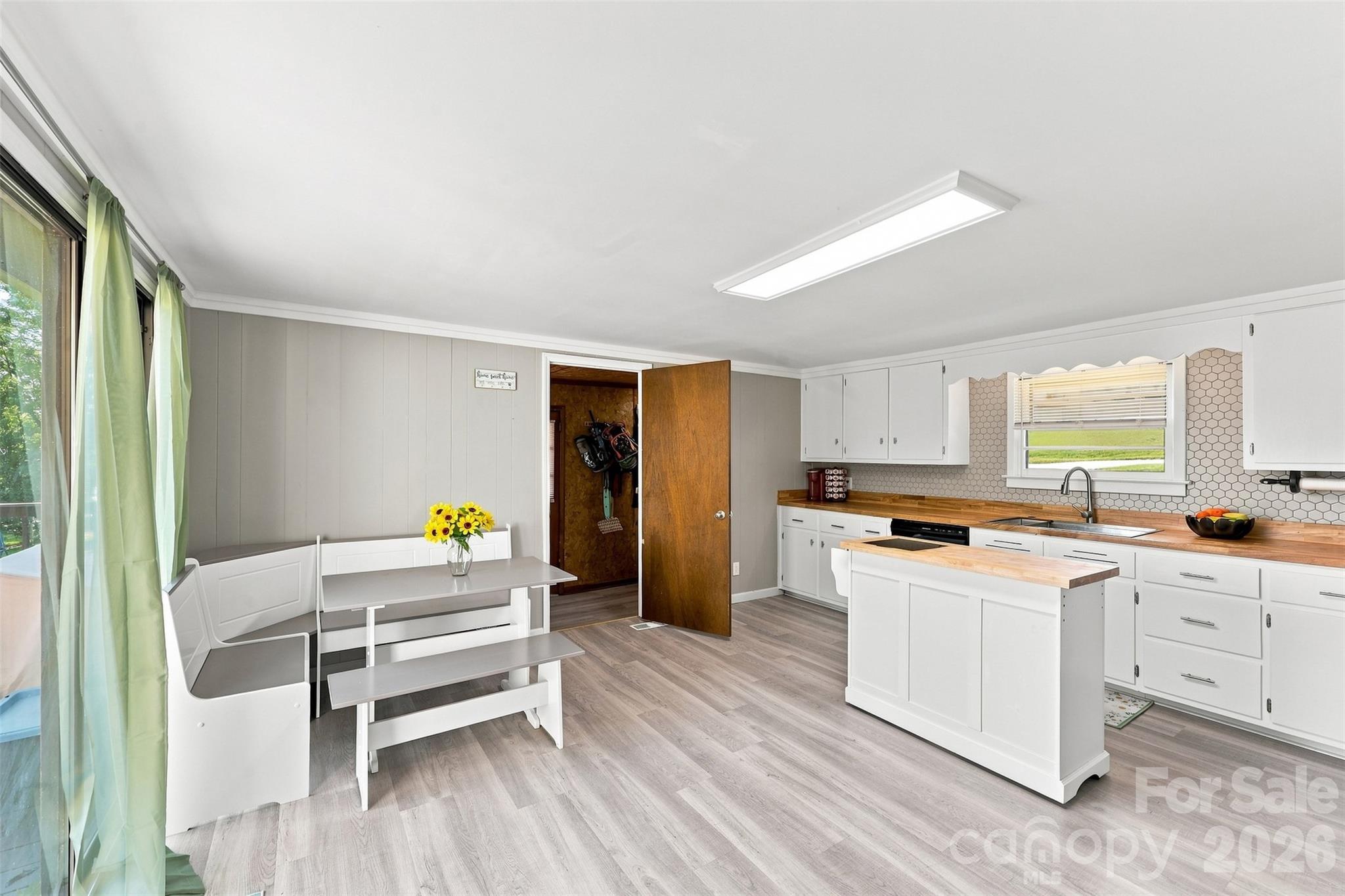 3803 Cook Road — Valdese