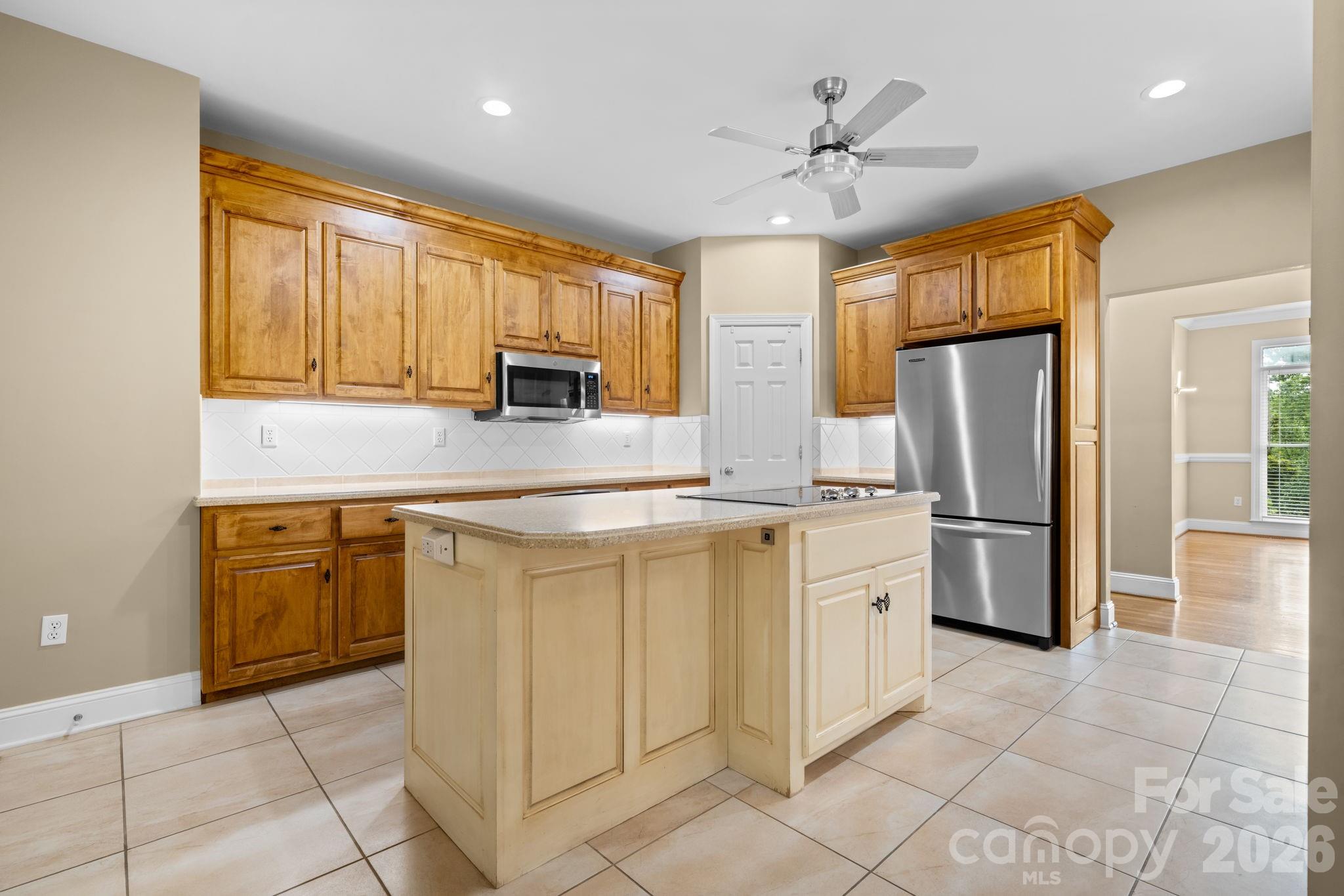 2752 Brittany Drive — Lenoir