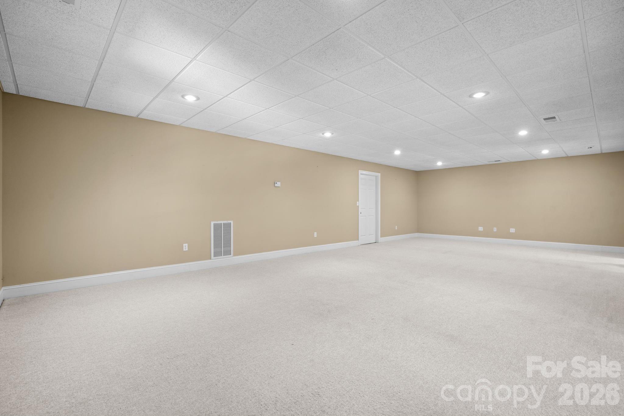 2752 Brittany Drive — Lenoir