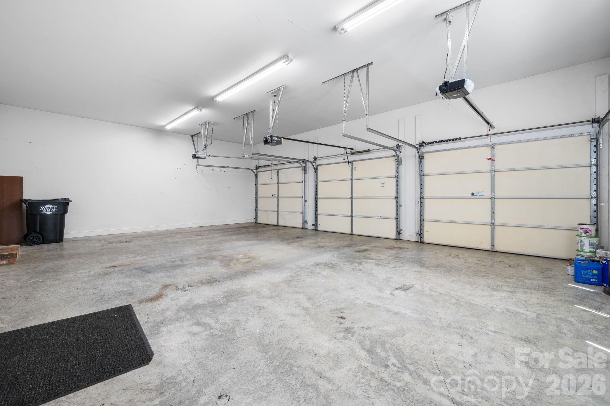 2752 Brittany Drive — Lenoir