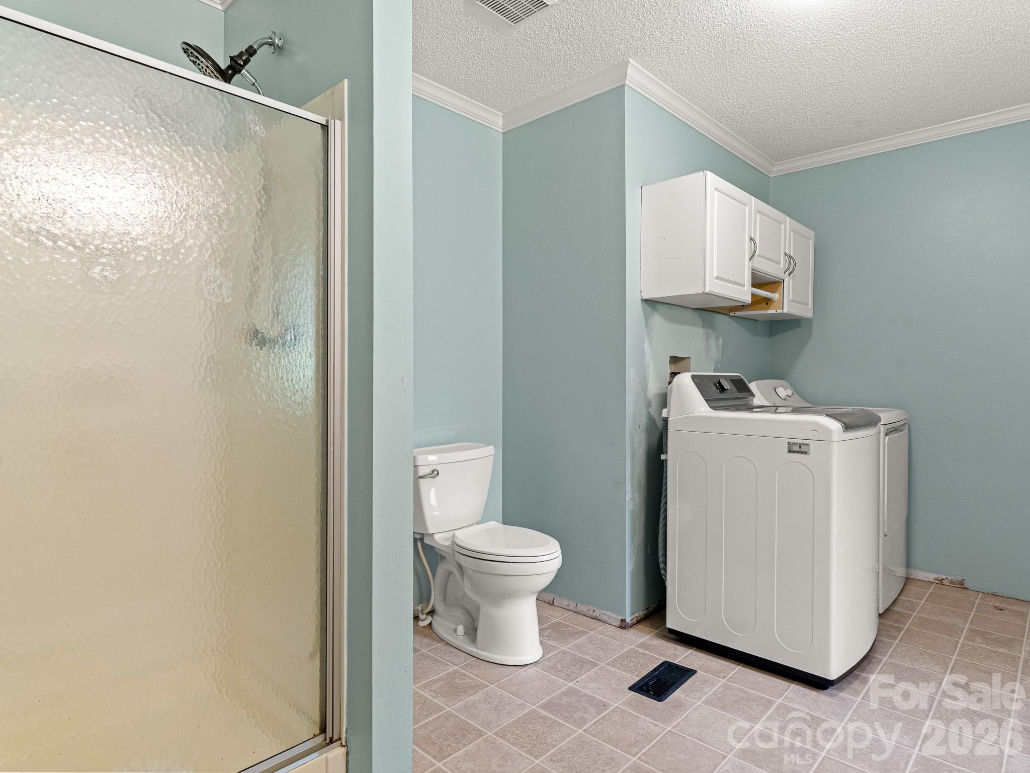 195 Shiloh Road — Asheville