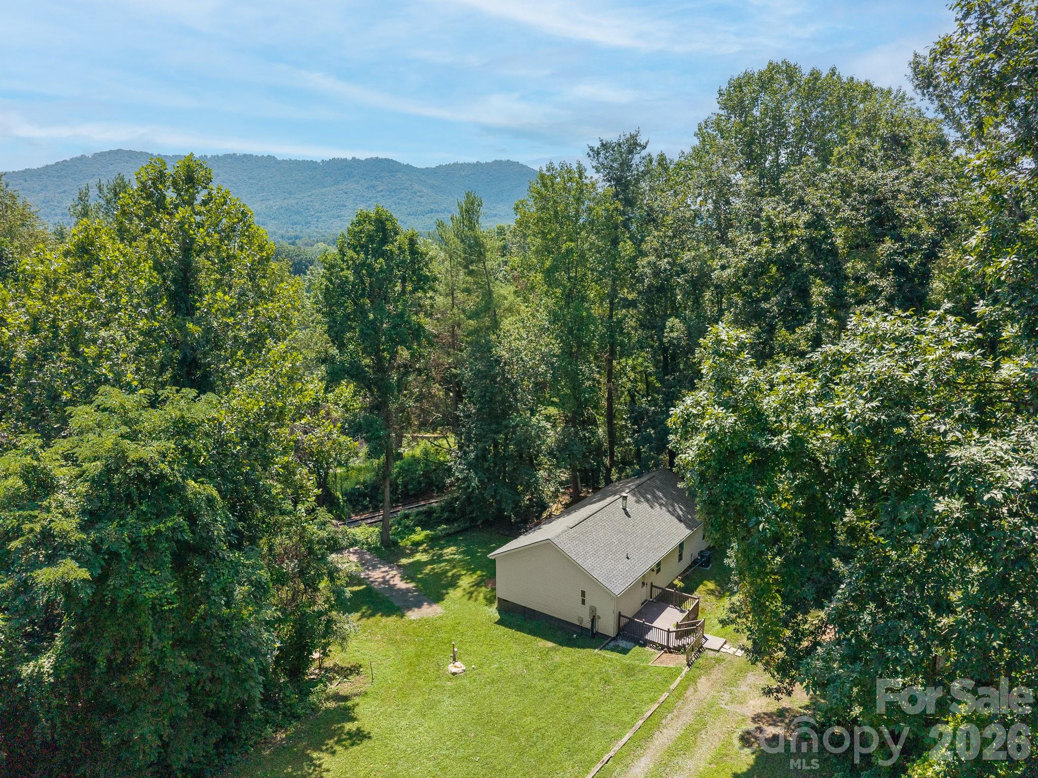 195 Shiloh Road — Asheville