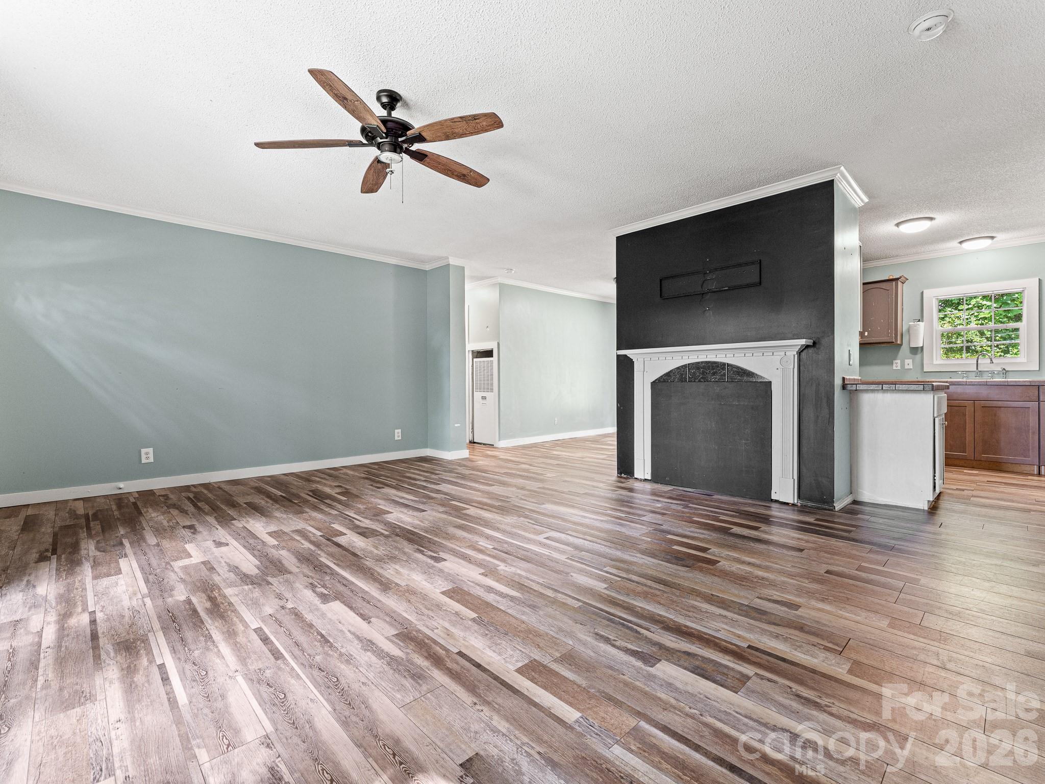195 Shiloh Road — Asheville