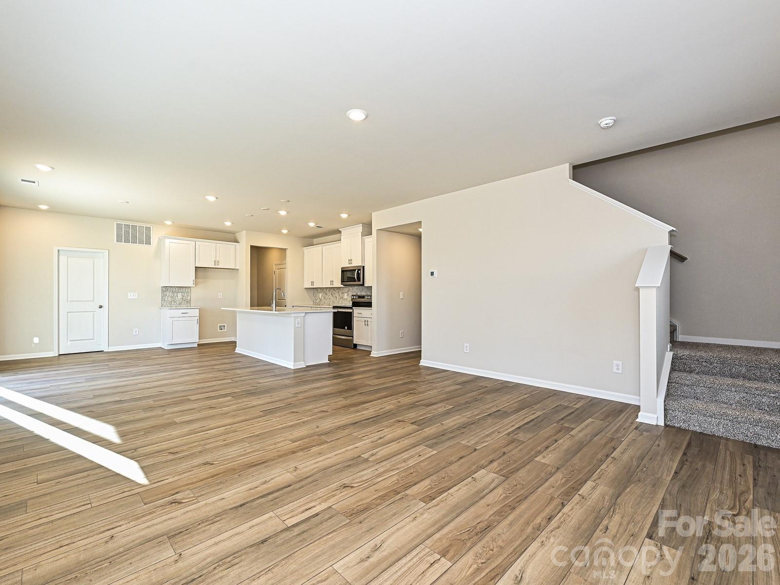 1601 Harper Landing Boulevard — Stanley