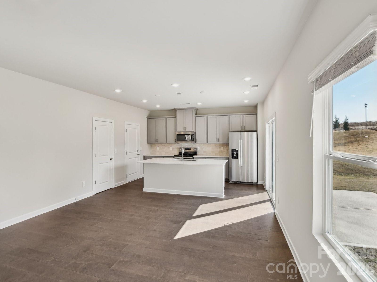 5066 Poplin Valley — Cherryville