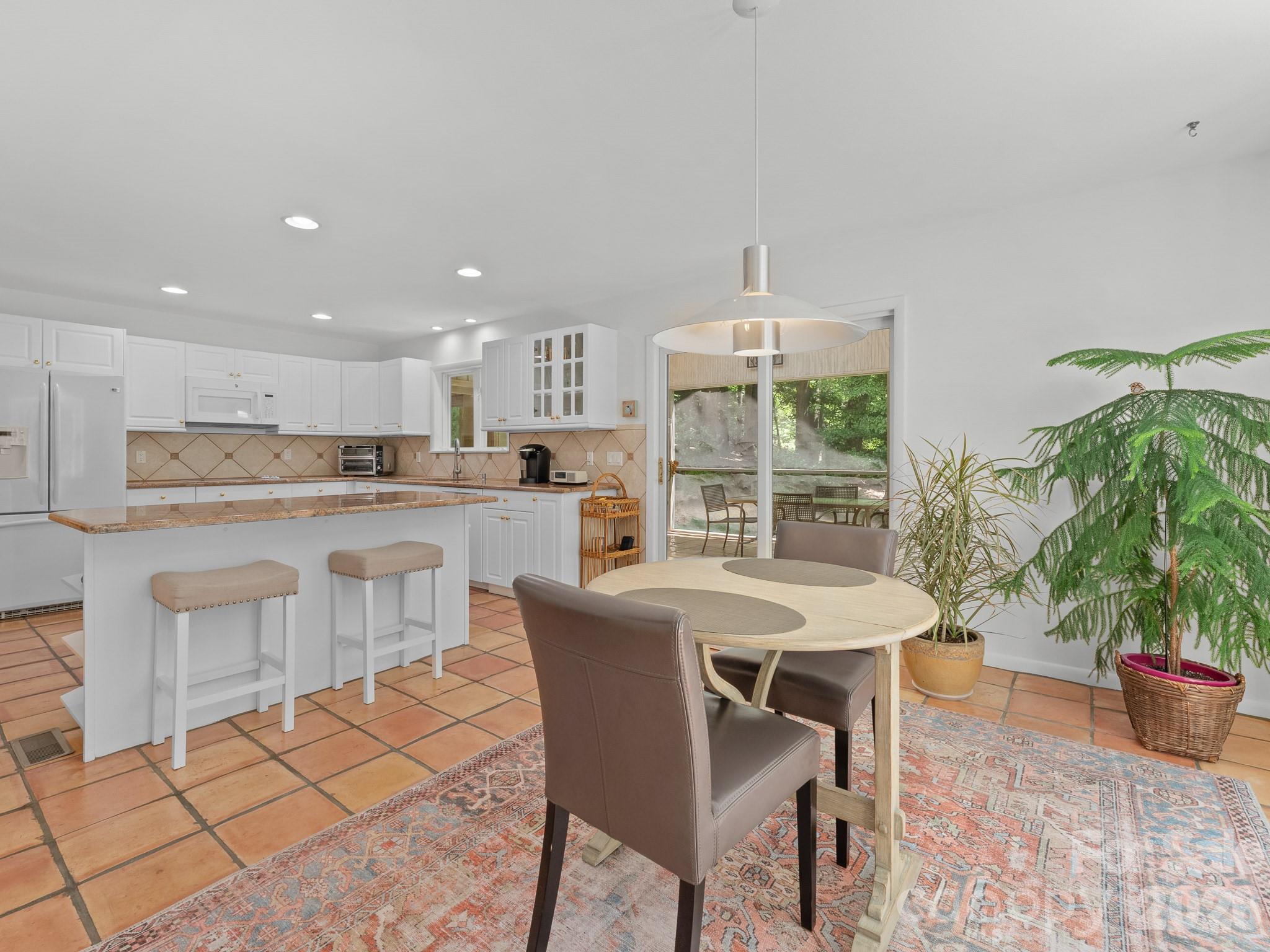 5 Jackson Grove S — Landrum