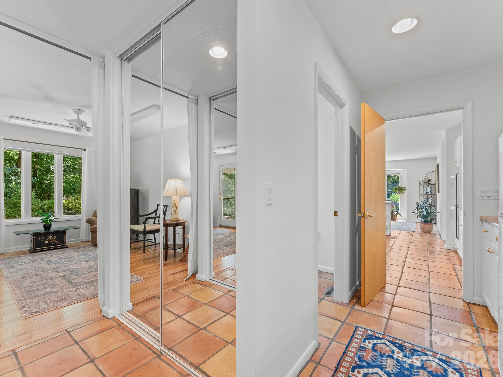 5 Jackson Grove S — Landrum