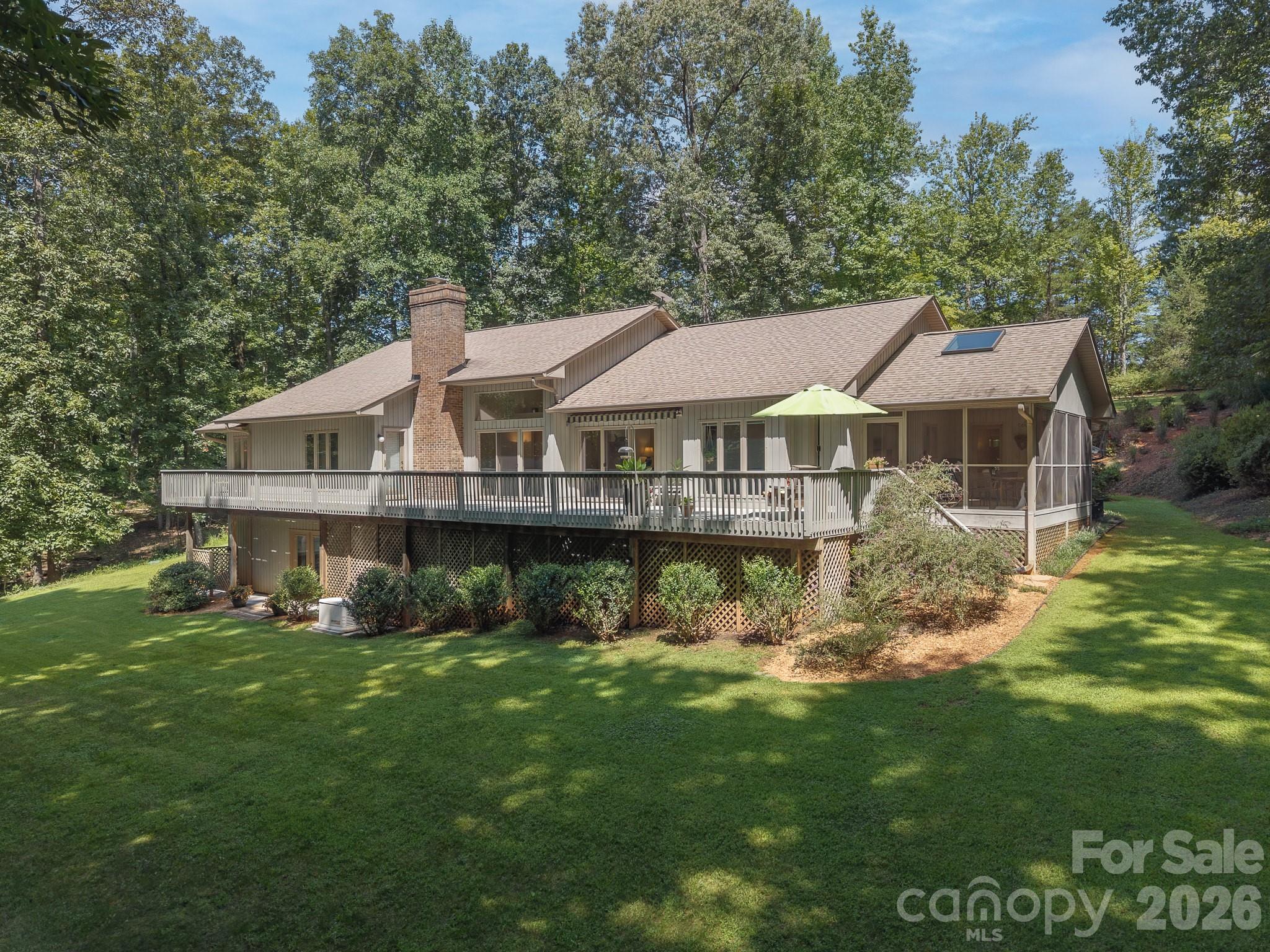 5 Jackson Grove S — Landrum