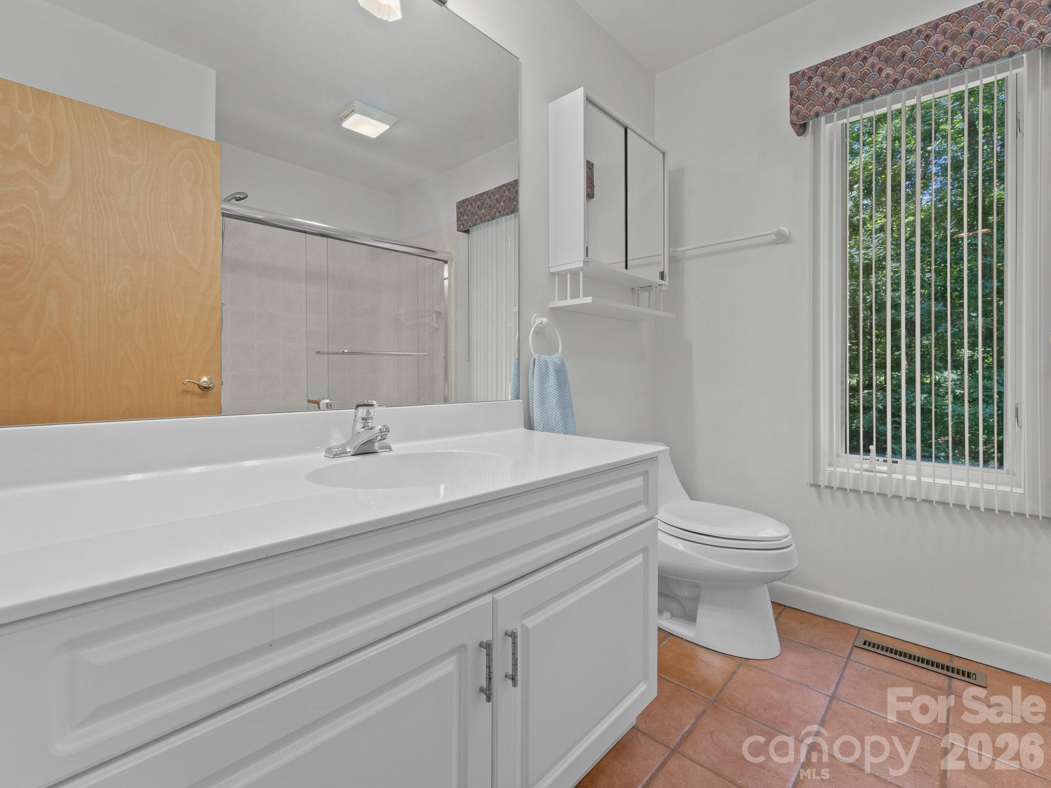 5 Jackson Grove S — Landrum