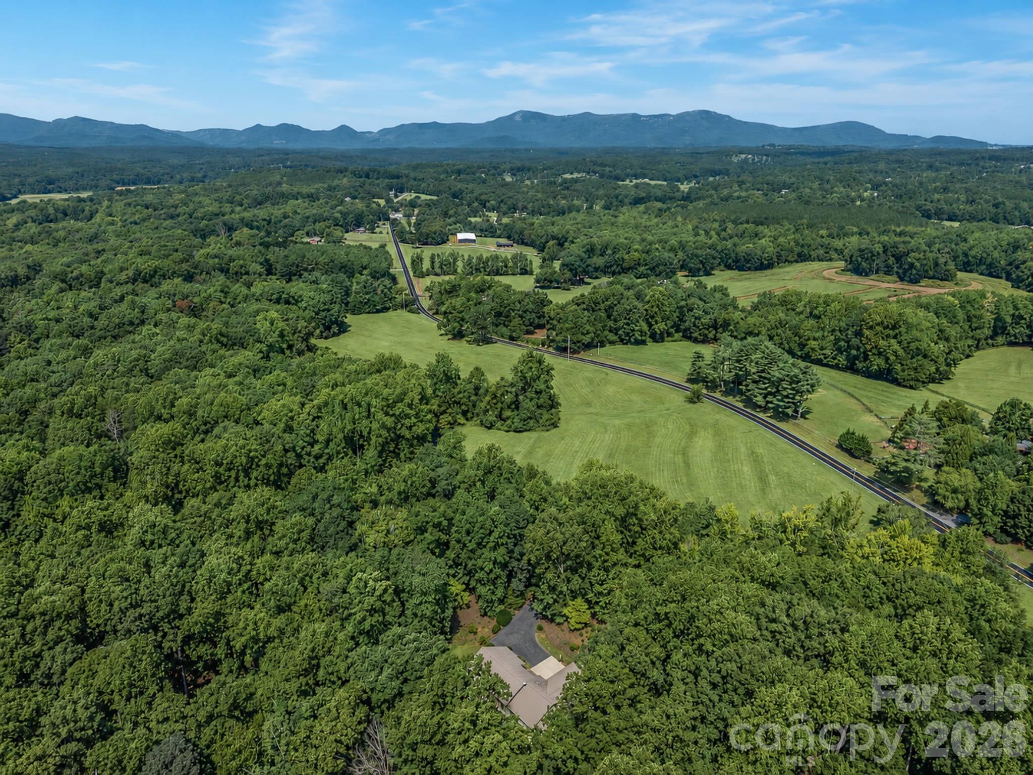 5 Jackson Grove S — Landrum
