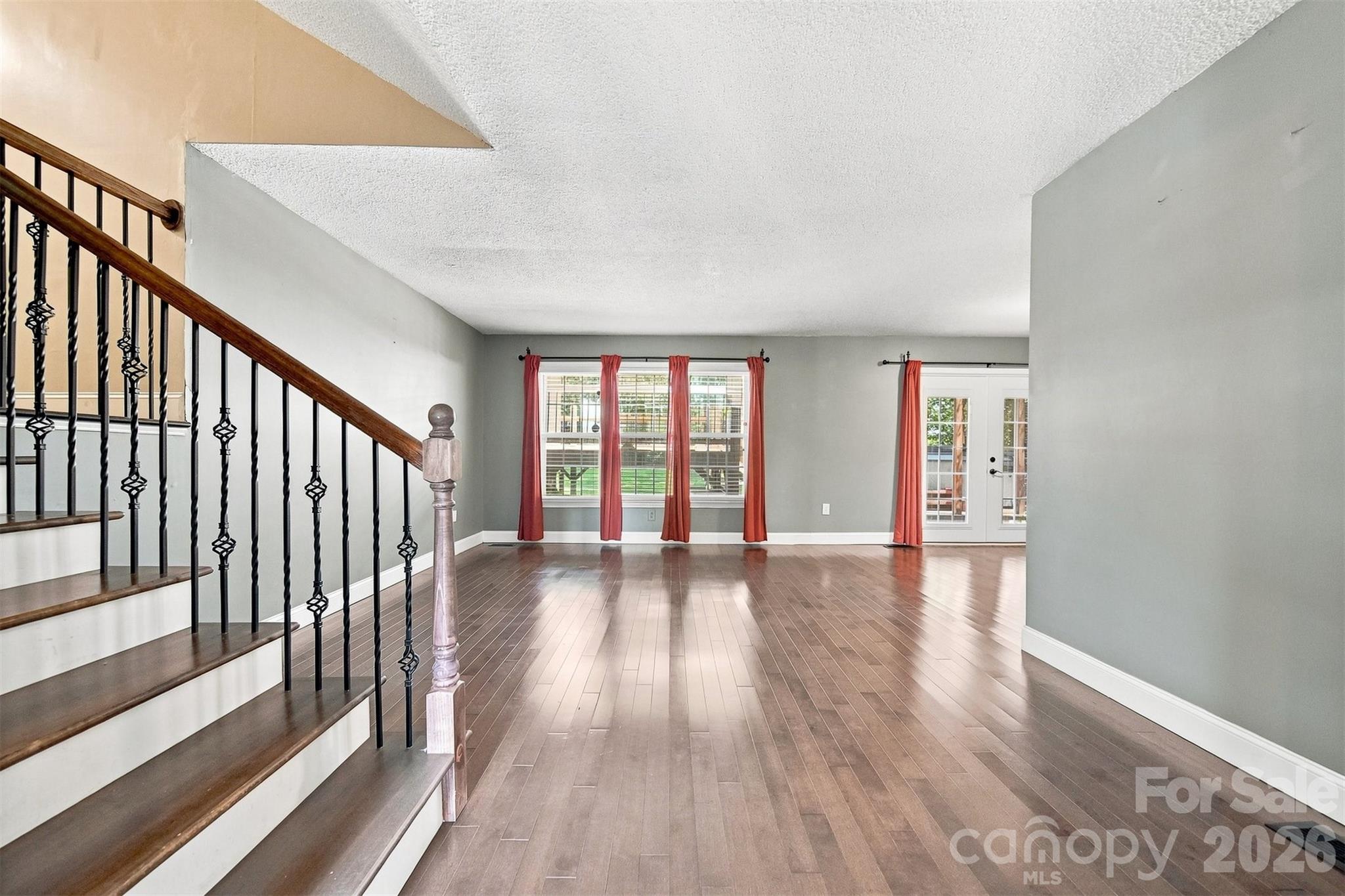 4662 Granada Hills Drive — Granite Falls