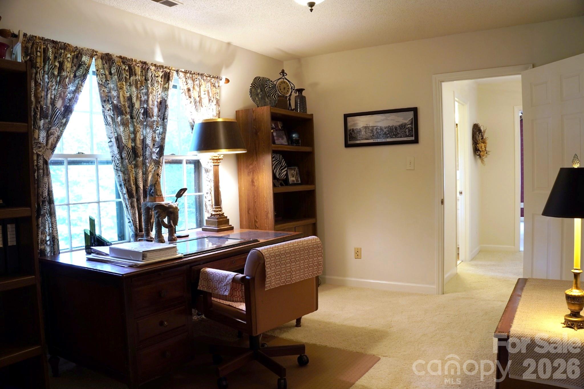 2415 Hopecrest Drive — Charlotte