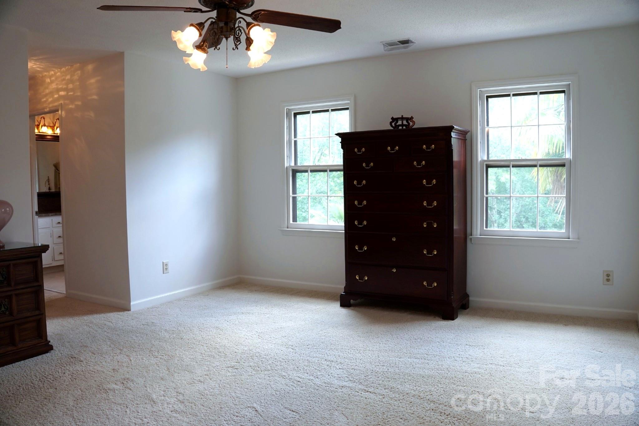 2415 Hopecrest Drive — Charlotte
