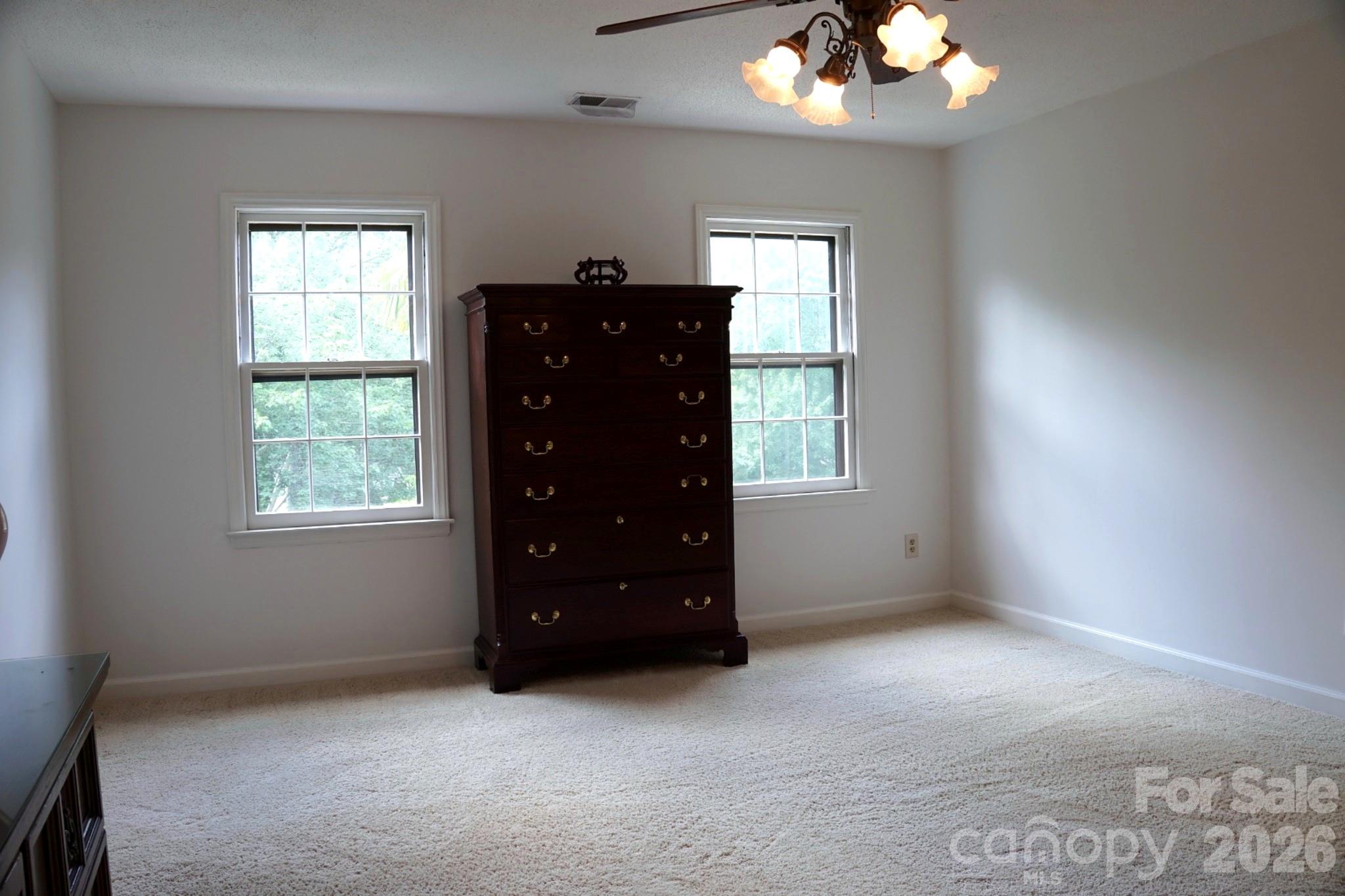 2415 Hopecrest Drive — Charlotte