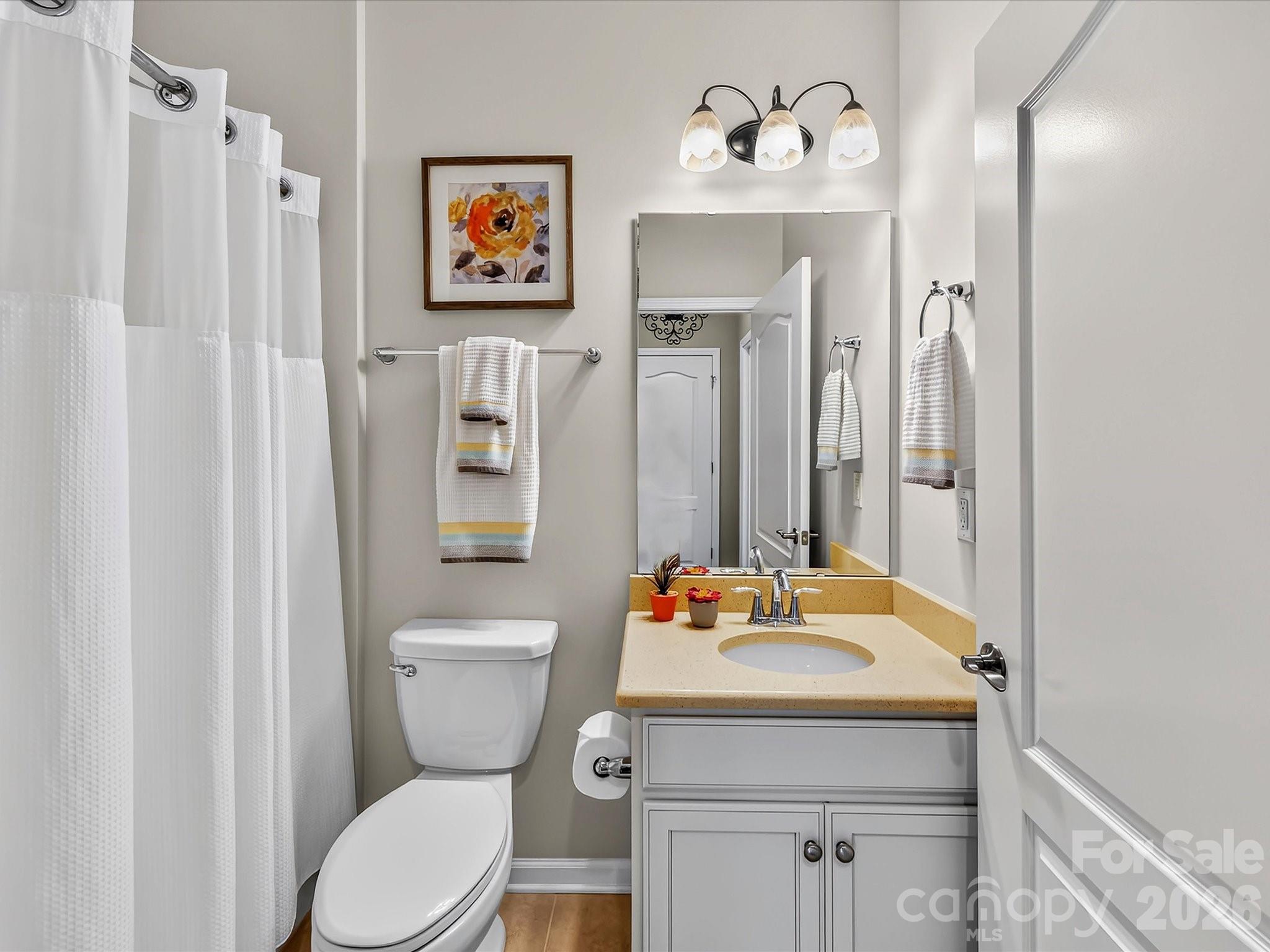 9005 Cape Breton Lane — Lancaster