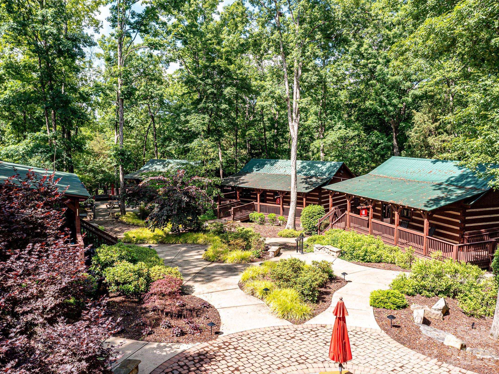 9005 Cape Breton Lane — Lancaster